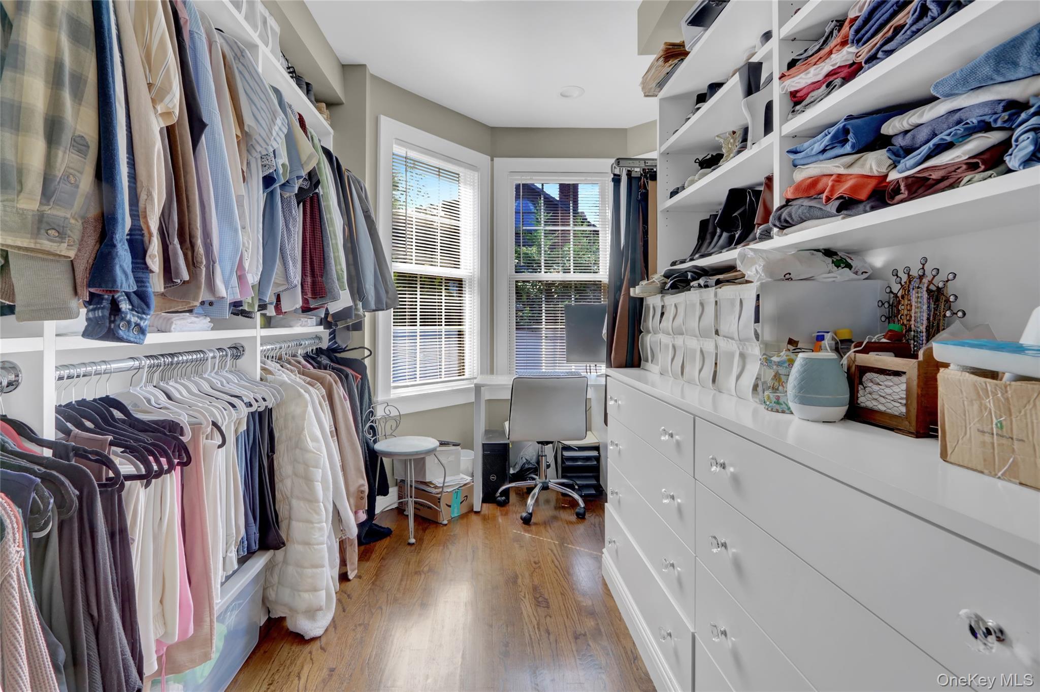 Single Family Centre Nassau County, NY 11710, MLS-910580-12