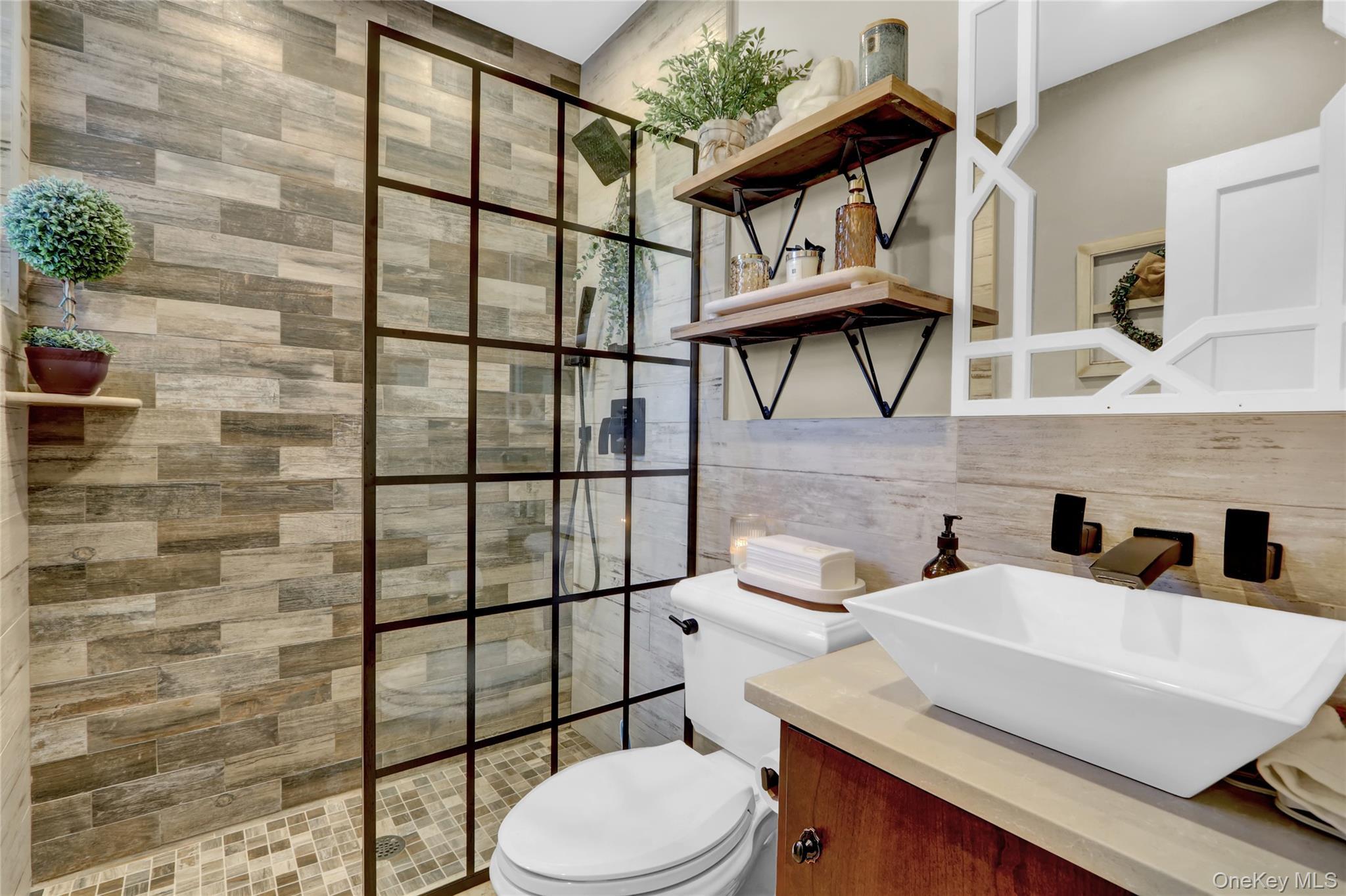 Single Family Centre Nassau County, NY 11710, MLS-910580-13