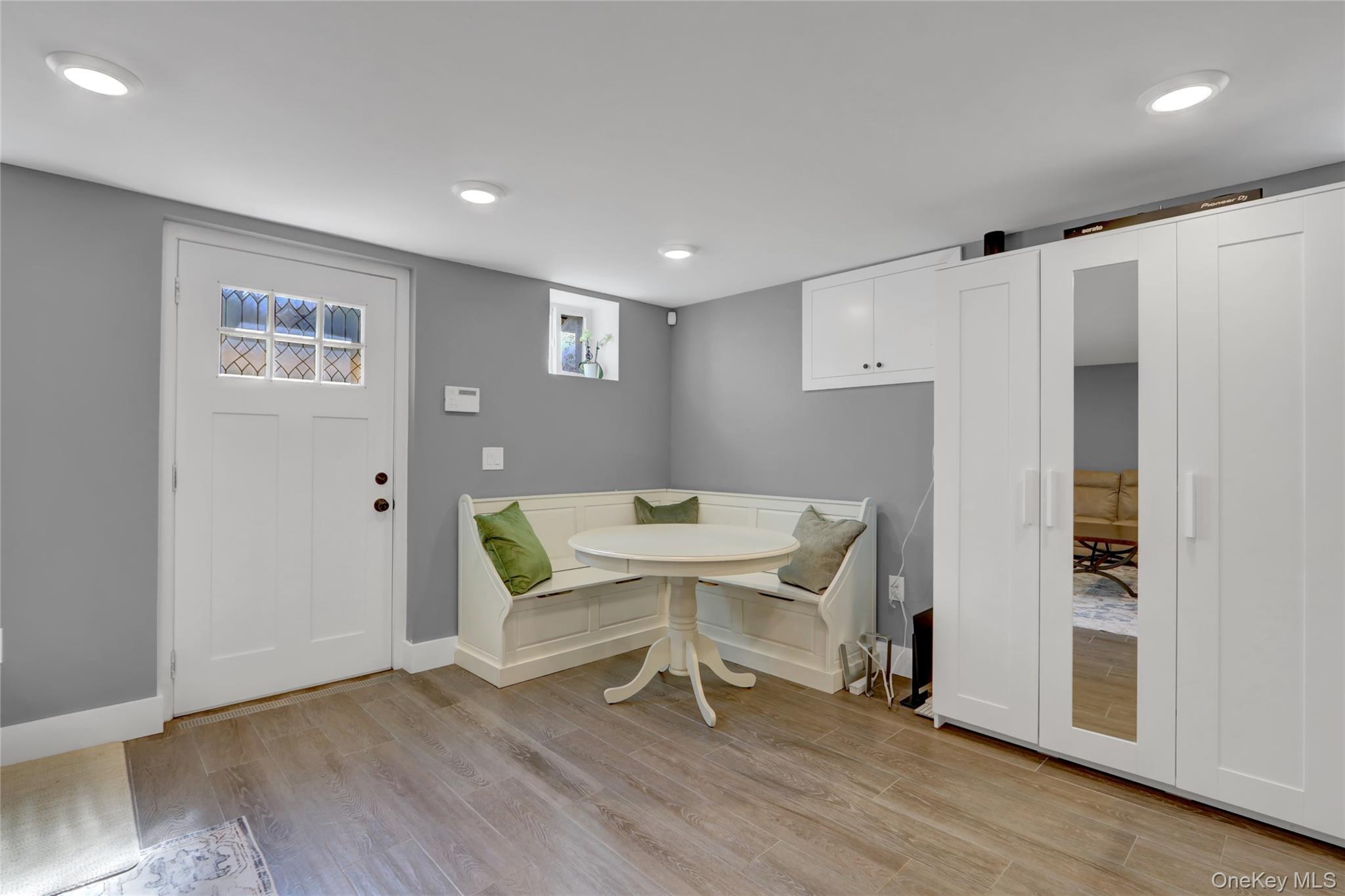 Single Family Centre Nassau County, NY 11710, MLS-910580-18