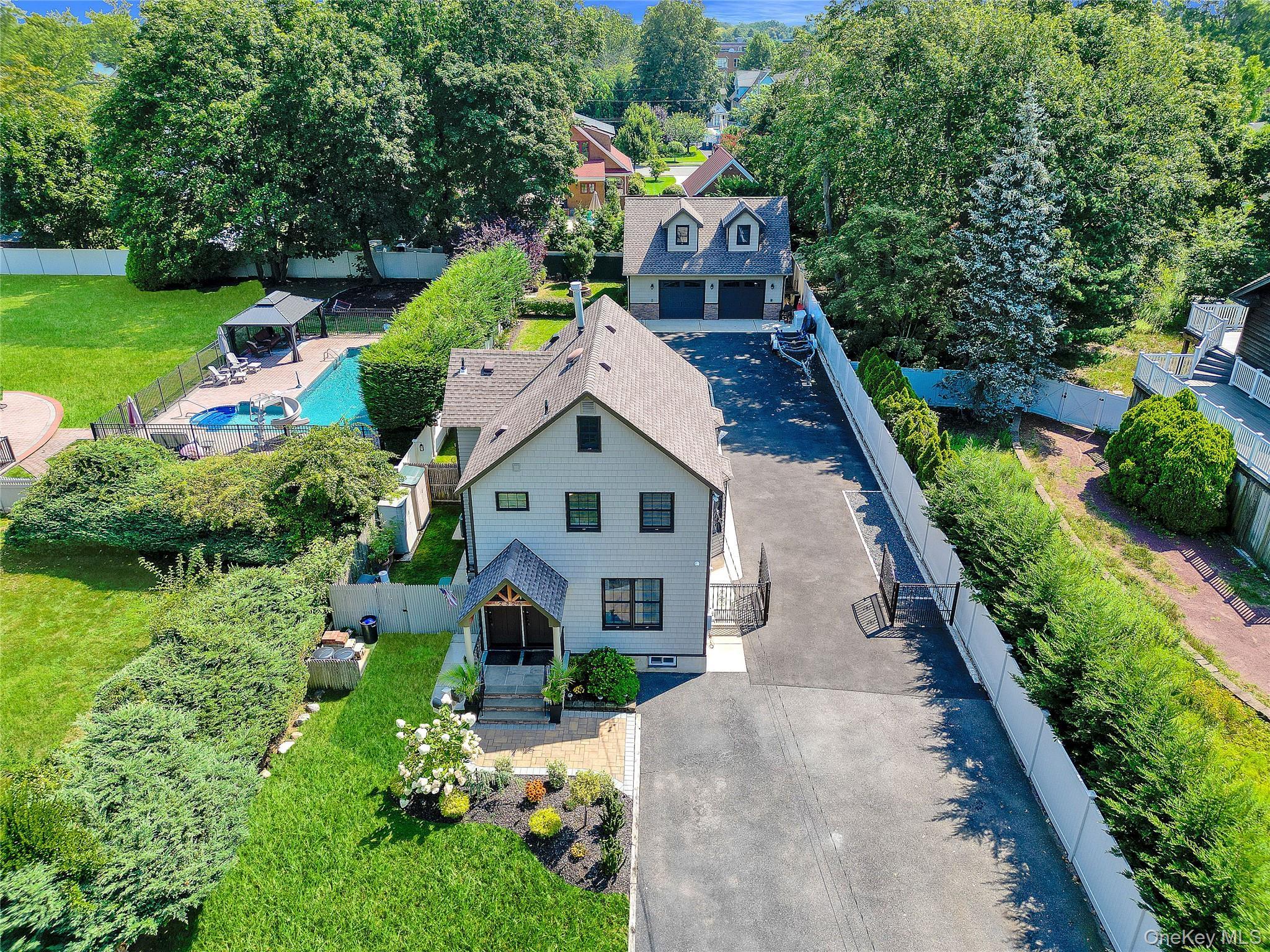 Single Family Centre Nassau County, NY 11710, MLS-910580-33