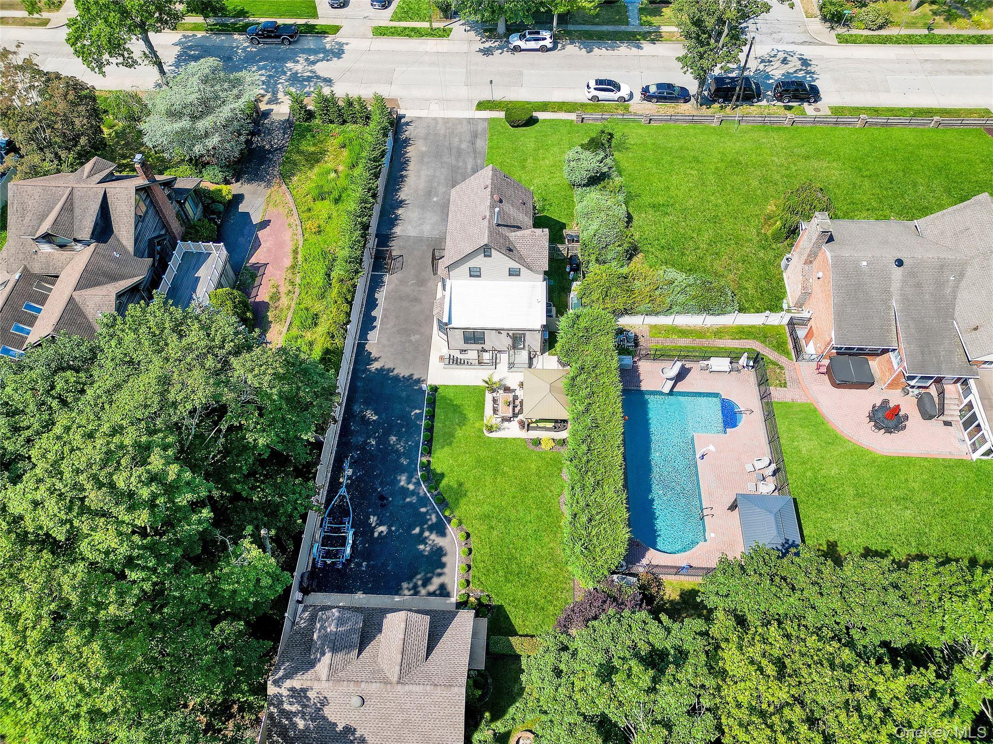 Single Family Centre Nassau County, NY 11710, MLS-910580-34