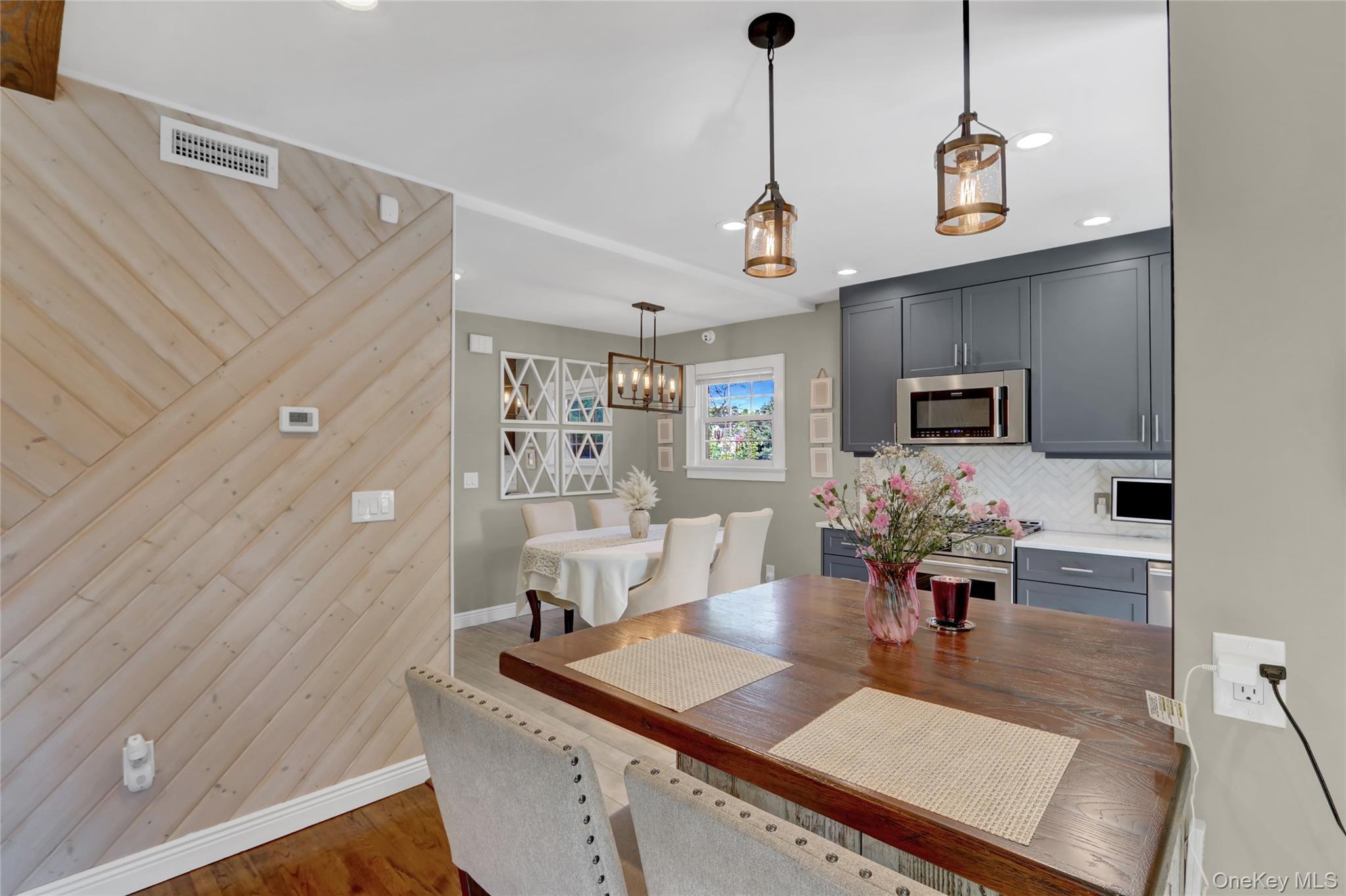 Single Family Centre Nassau County, NY 11710, MLS-910580-4