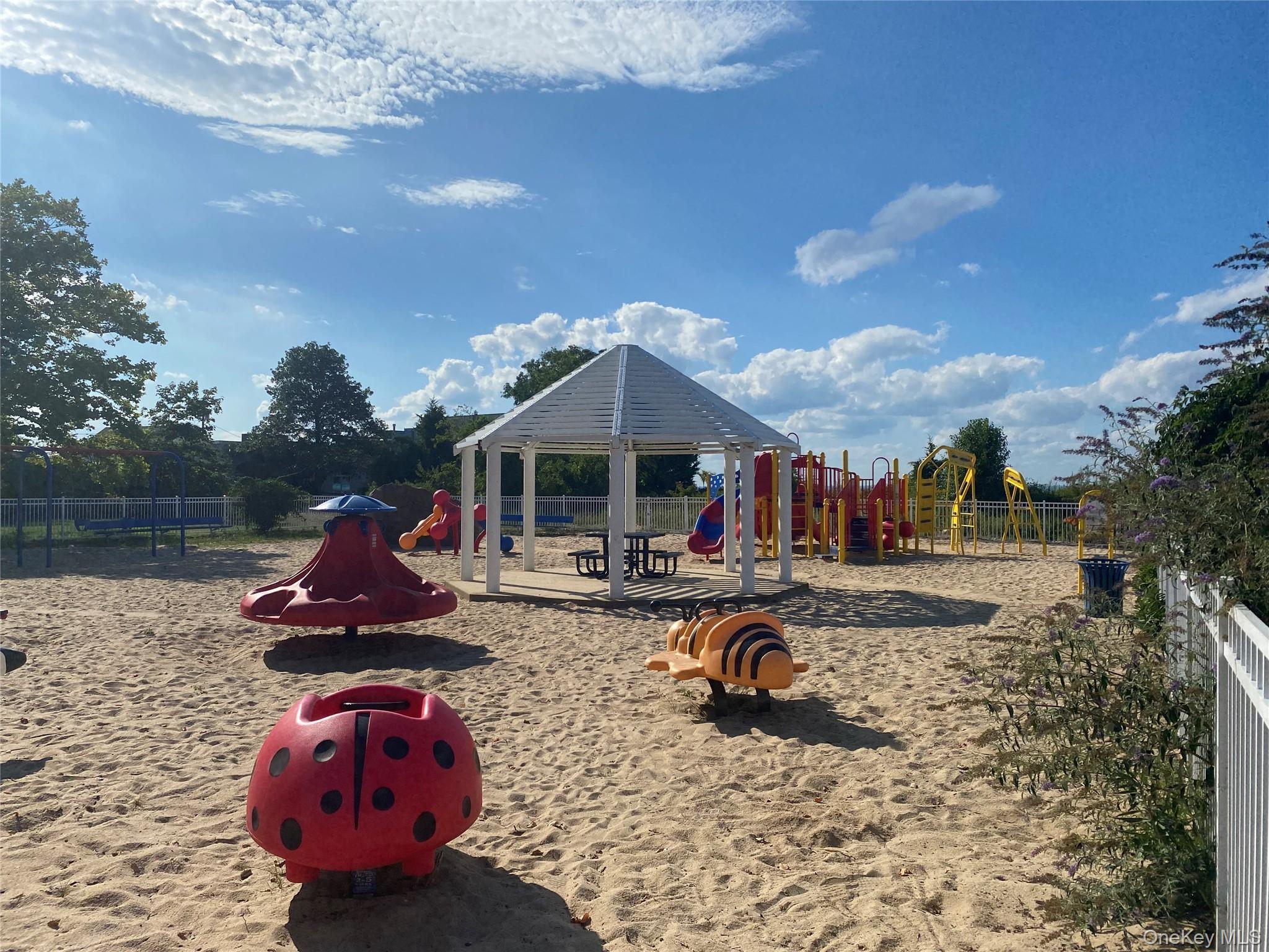 Single Family 4th Stret  Nassau County, NY 11709, MLS-910585-11