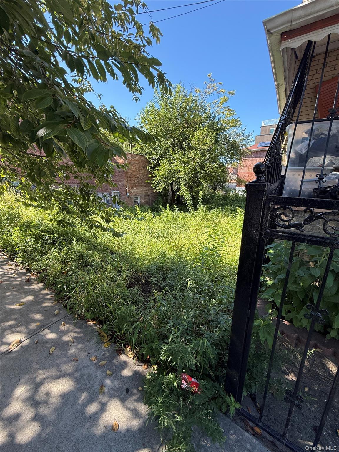 Land Dumont  Brooklyn, NY 11208, MLS-910609-3