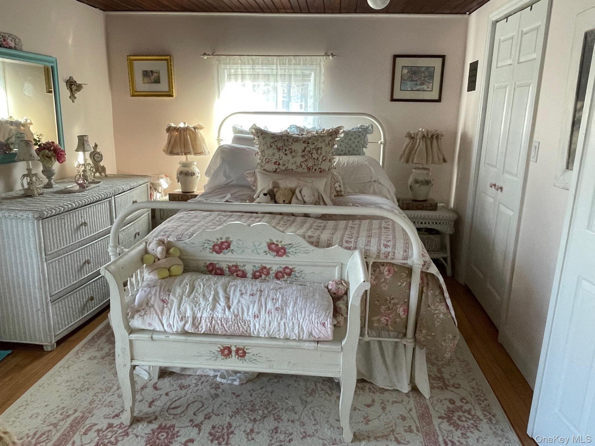 Single Family Shell Suffolk County, NY 11778, MLS-910631-8