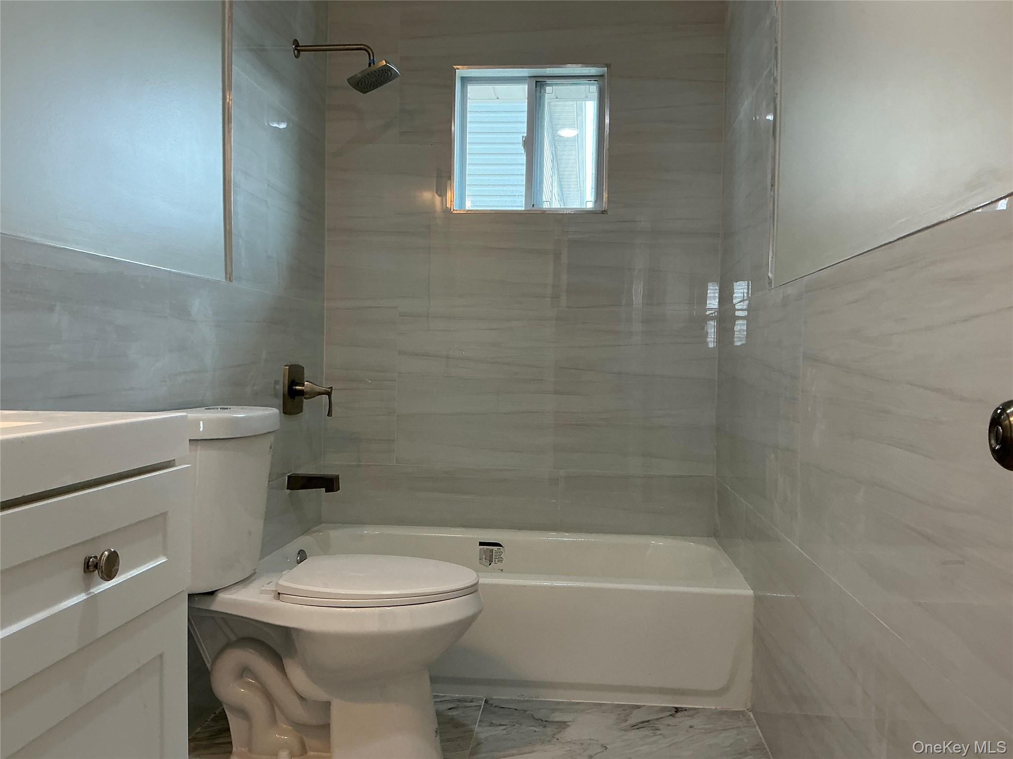 Single Family Shore  Suffolk County, NY 11757, MLS-910661-27