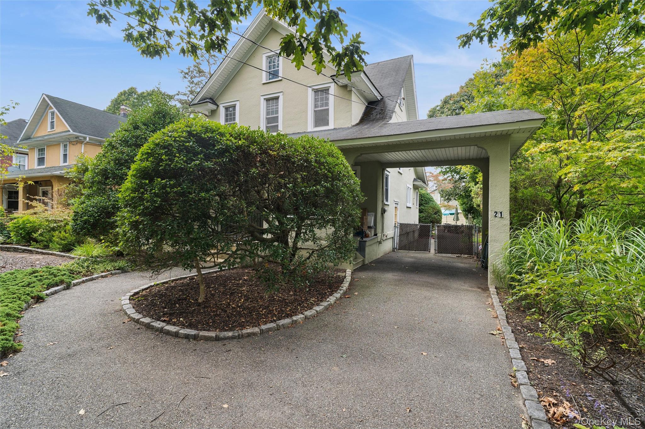 Single Family Connecticut  Nassau County, NY 11520, MLS-910671-32