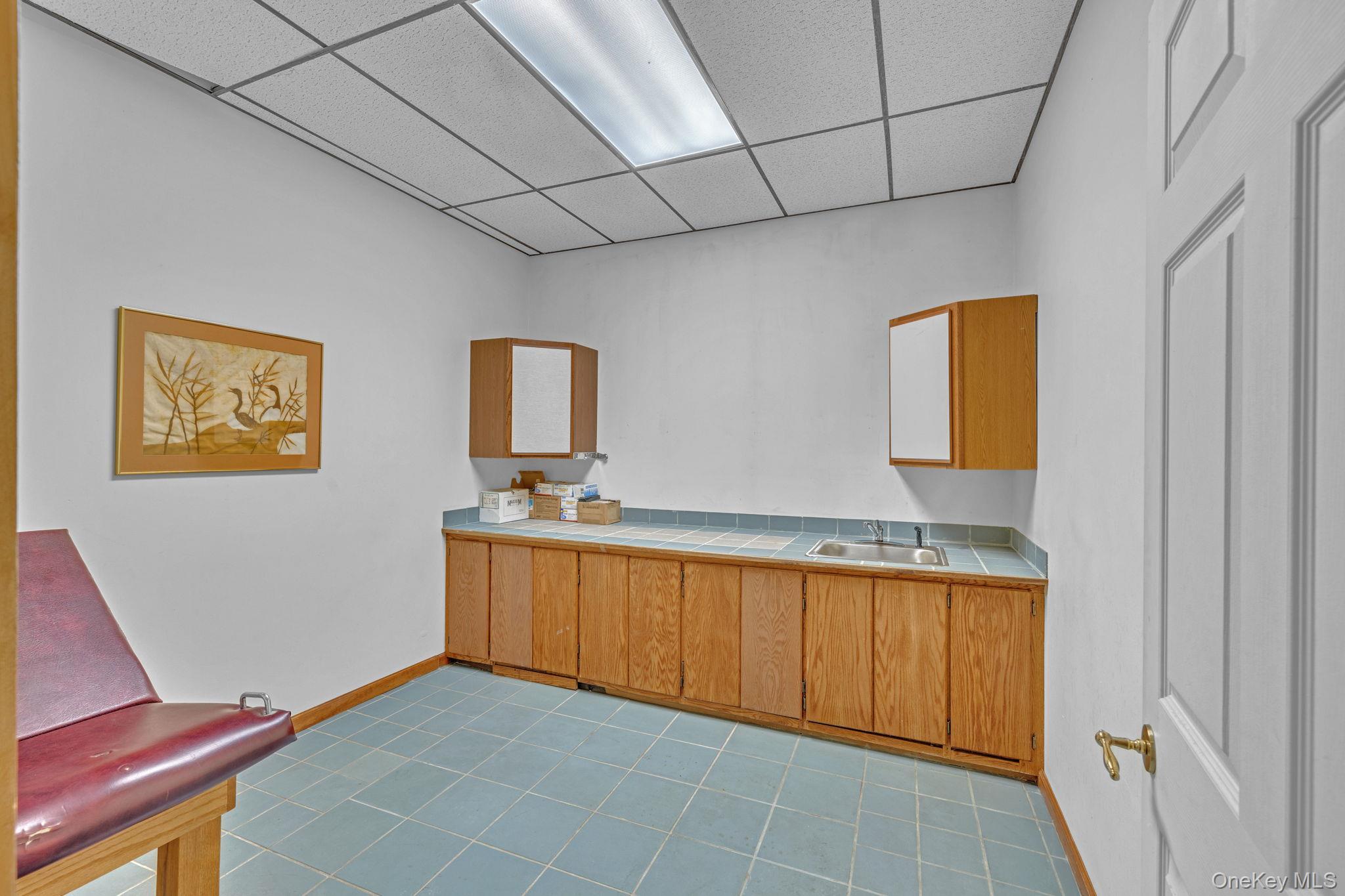 Single Family Route 82 Dutchess County, NY 12545, MLS-910682-29