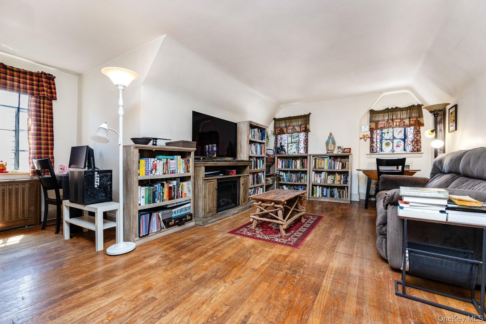 Single Family Fitchett  Queens, NY 11374, MLS-910689-19