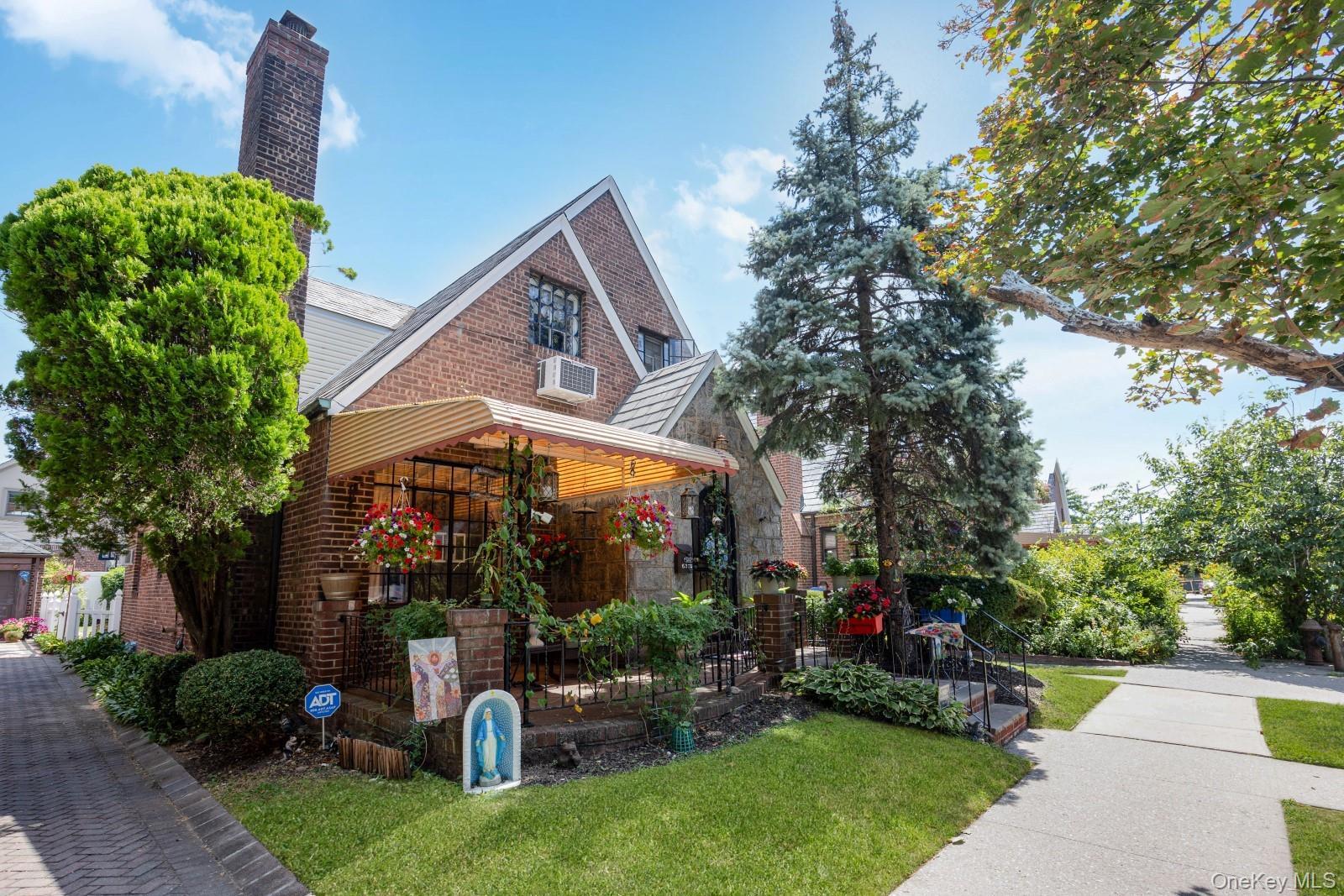 Single Family Fitchett  Queens, NY 11374, MLS-910689-2