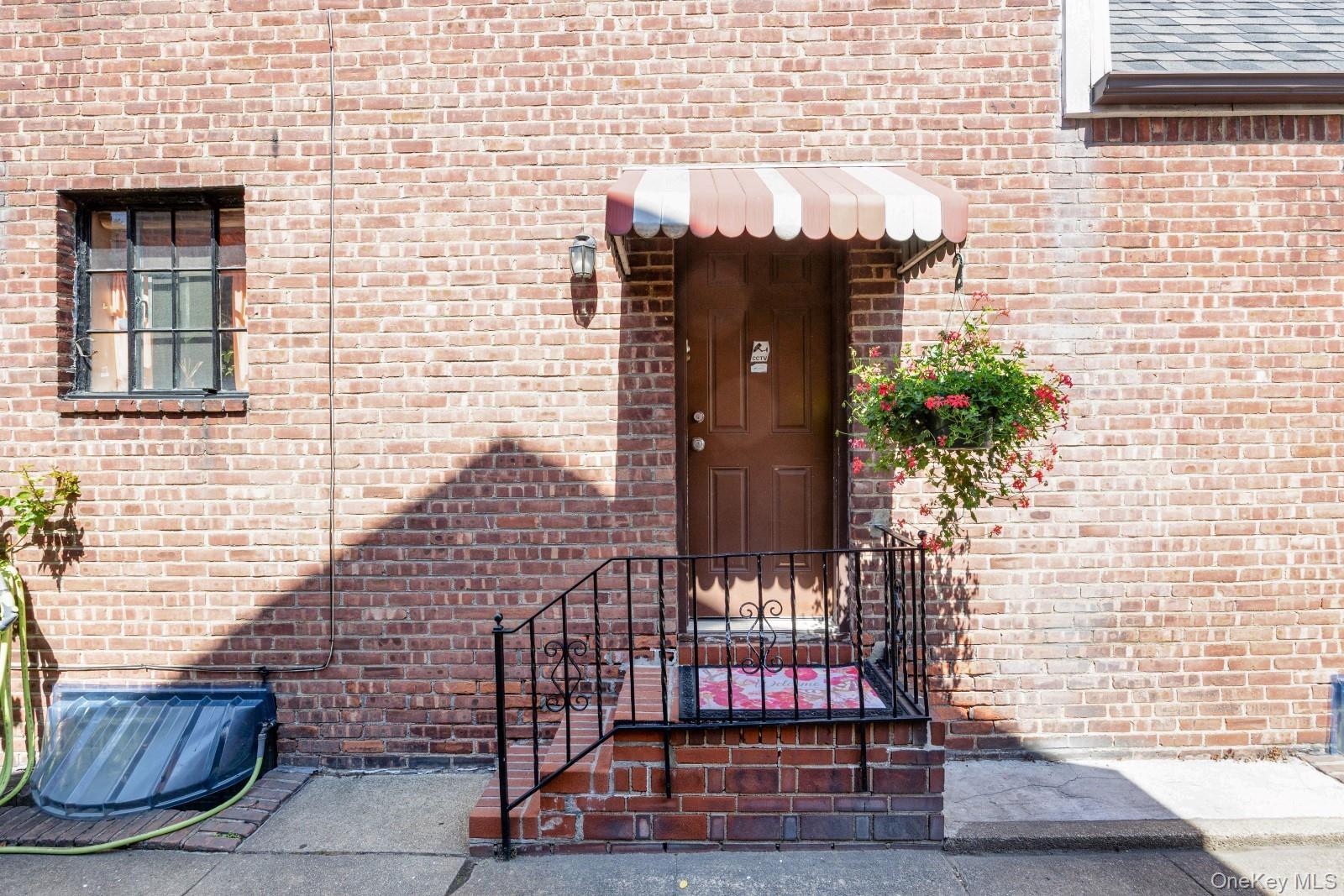 Single Family Fitchett  Queens, NY 11374, MLS-910689-29