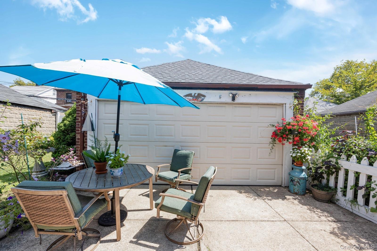 Single Family Fitchett  Queens, NY 11374, MLS-910689-31