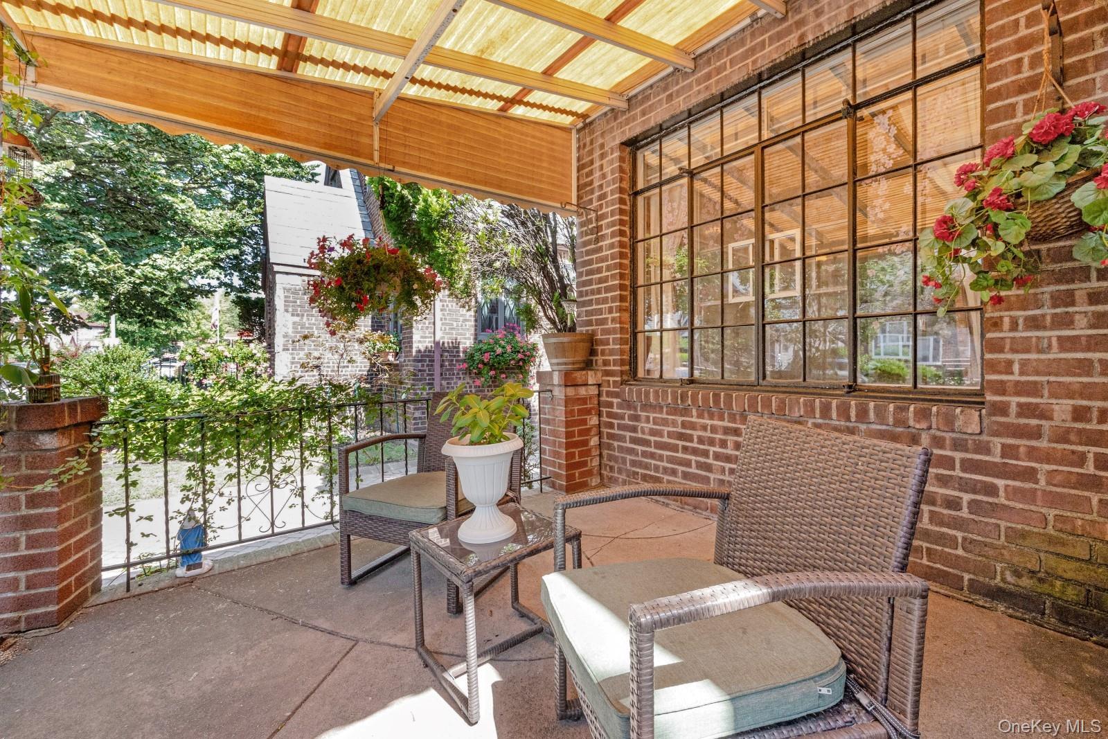 Single Family Fitchett  Queens, NY 11374, MLS-910689-4