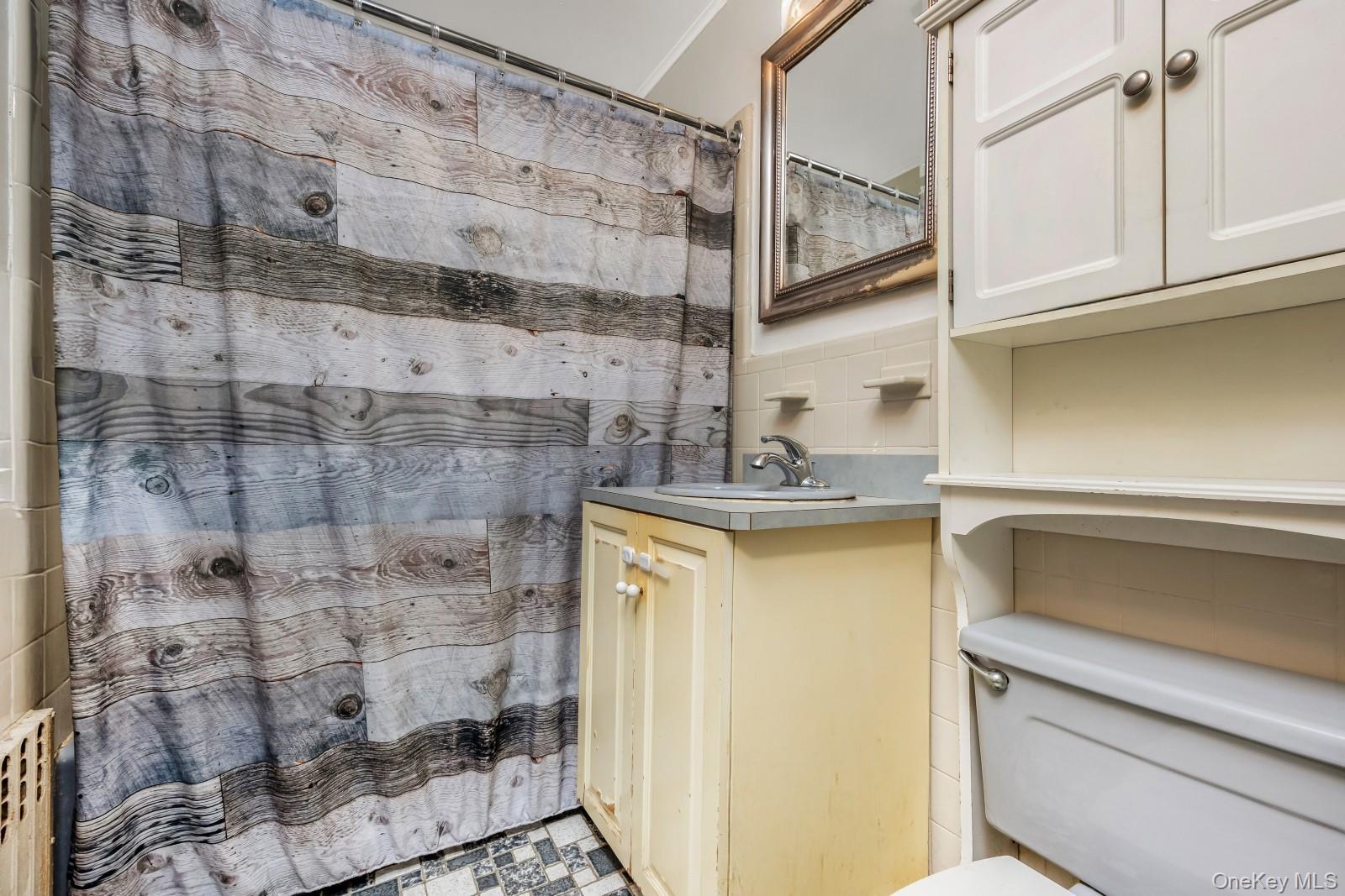 Single Family 84th  Queens, NY 11385, MLS-910692-21