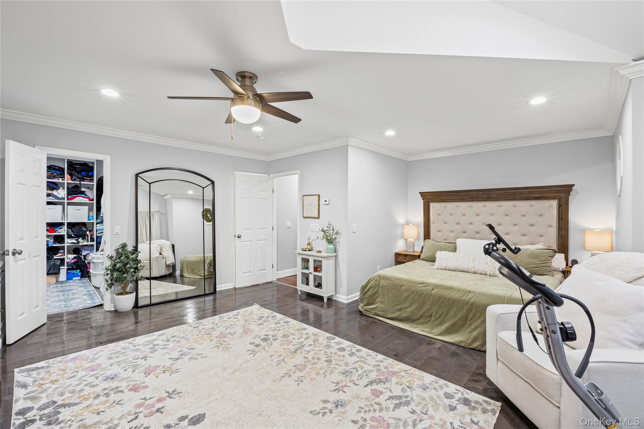 Single Family Tonopah  Nassau County, NY 11783, MLS-910694-18