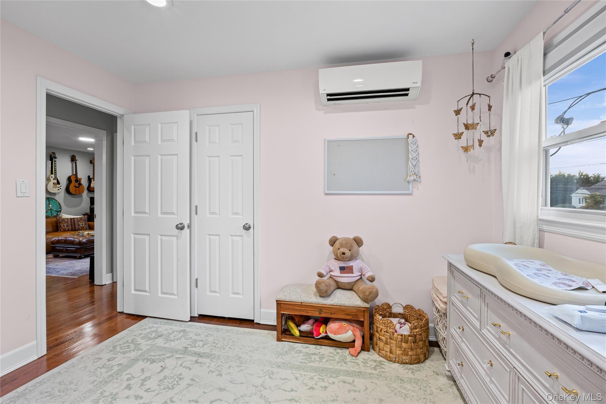 Single Family Tonopah  Nassau County, NY 11783, MLS-910694-22