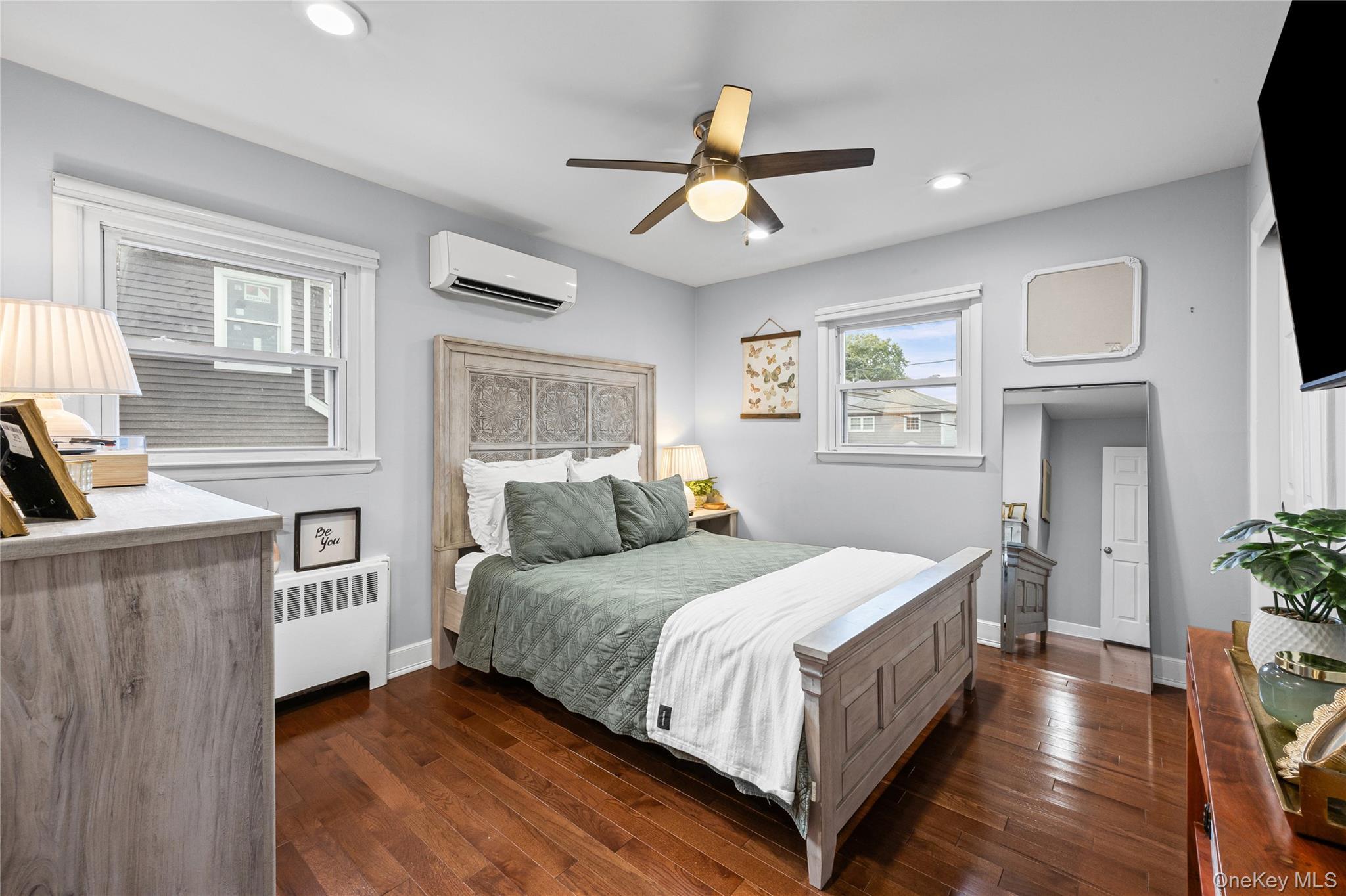 Single Family Tonopah  Nassau County, NY 11783, MLS-910694-23