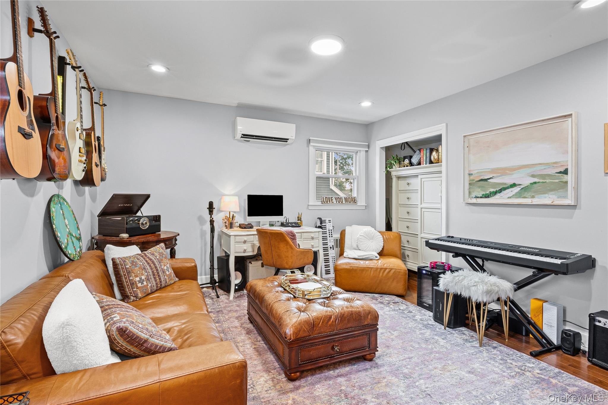 Single Family Tonopah  Nassau County, NY 11783, MLS-910694-27