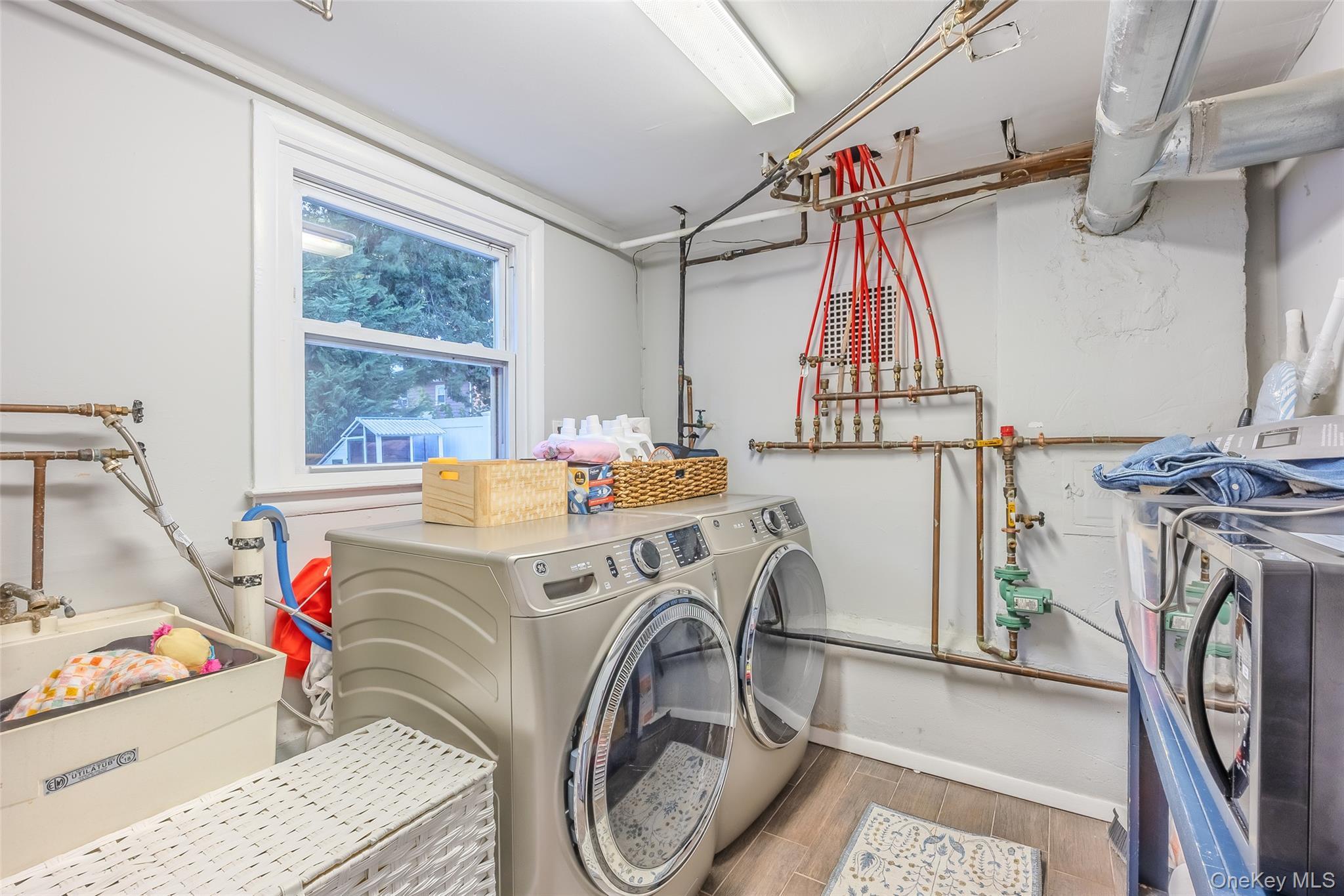 Single Family Tonopah  Nassau County, NY 11783, MLS-910694-37