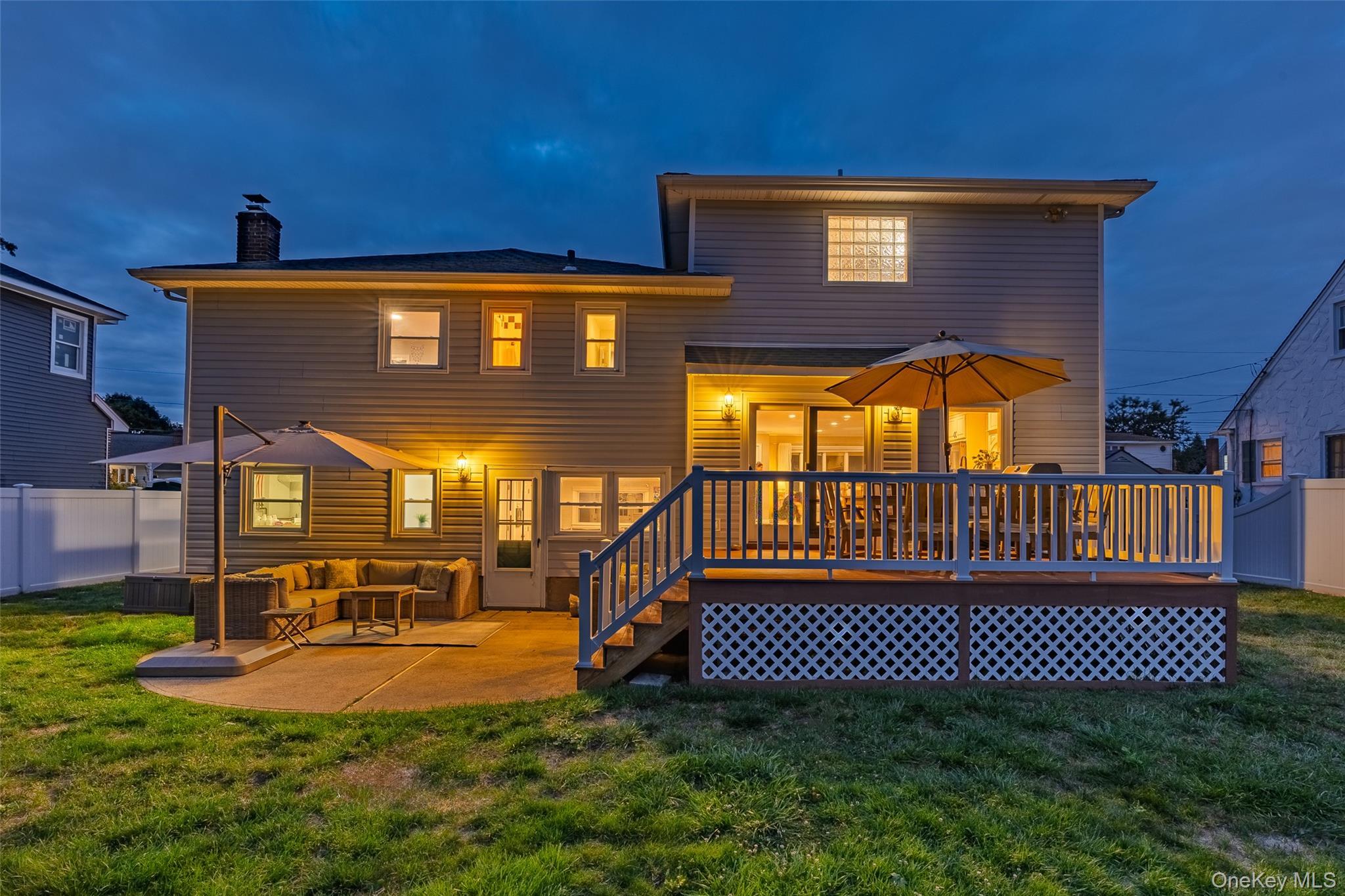 Single Family Tonopah  Nassau County, NY 11783, MLS-910694-6