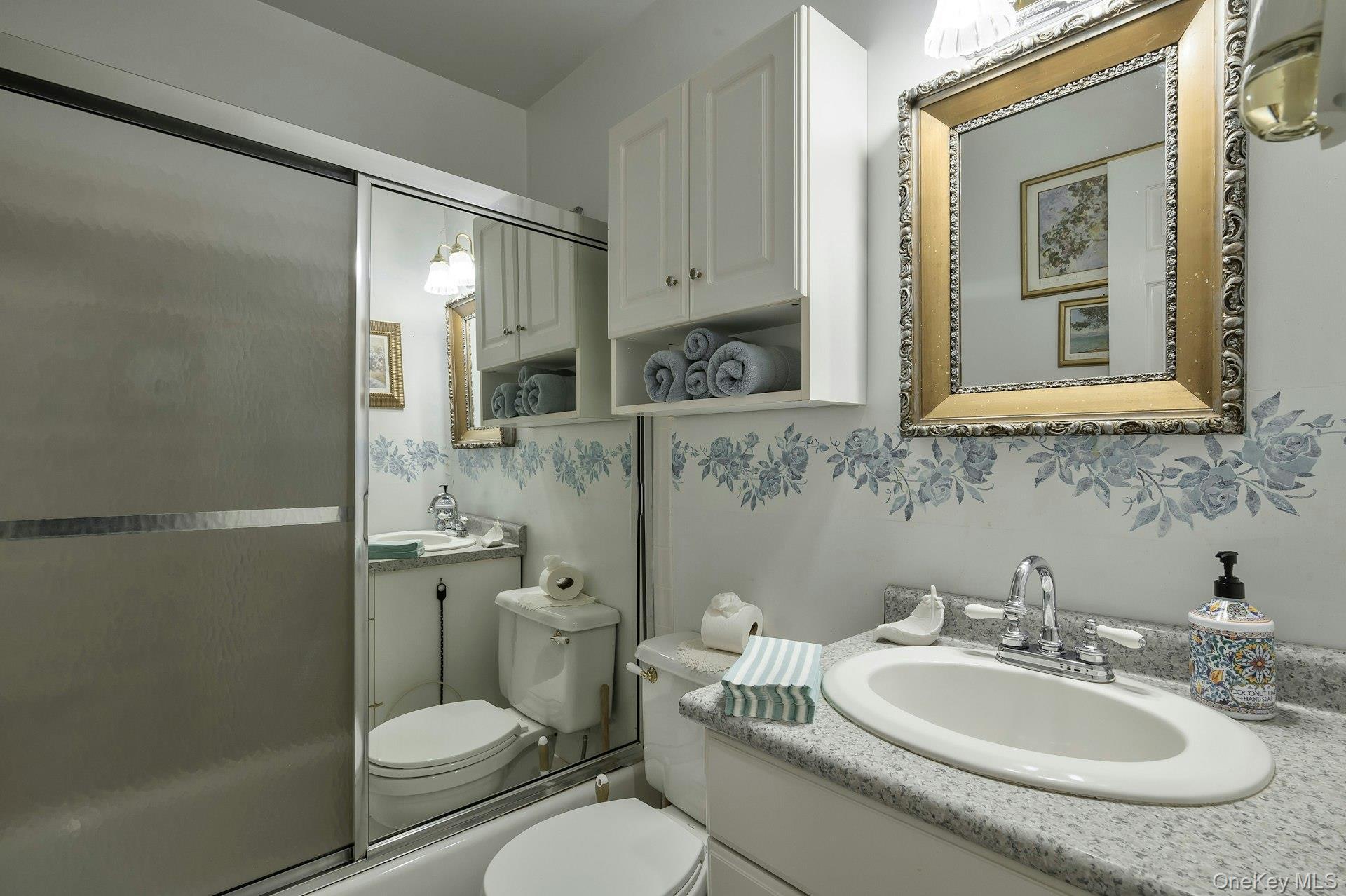 Single Family Hill Suffolk County, NY 11787, MLS-910728-17