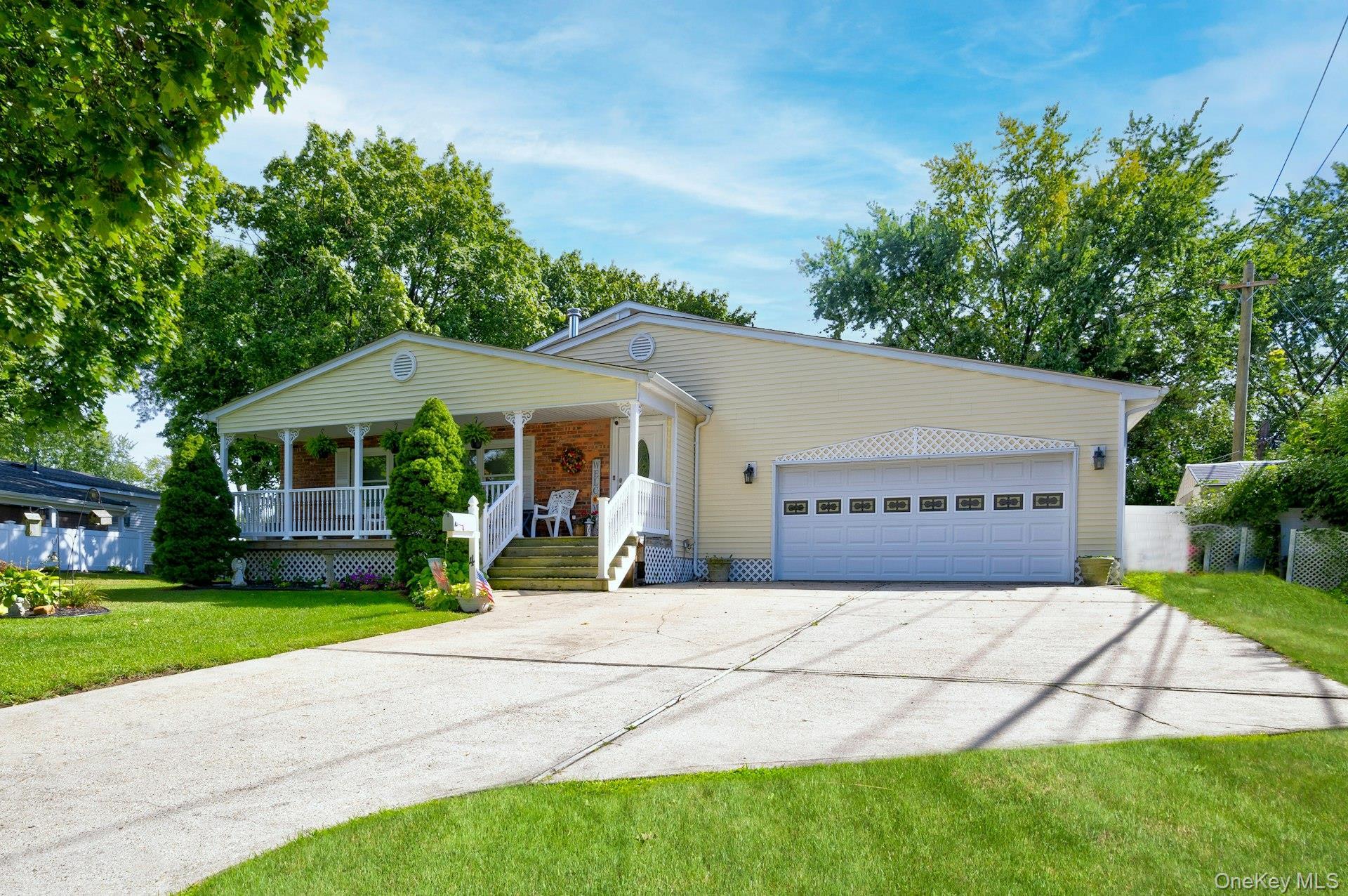 Single Family Hill Suffolk County, NY 11787, MLS-910728-2