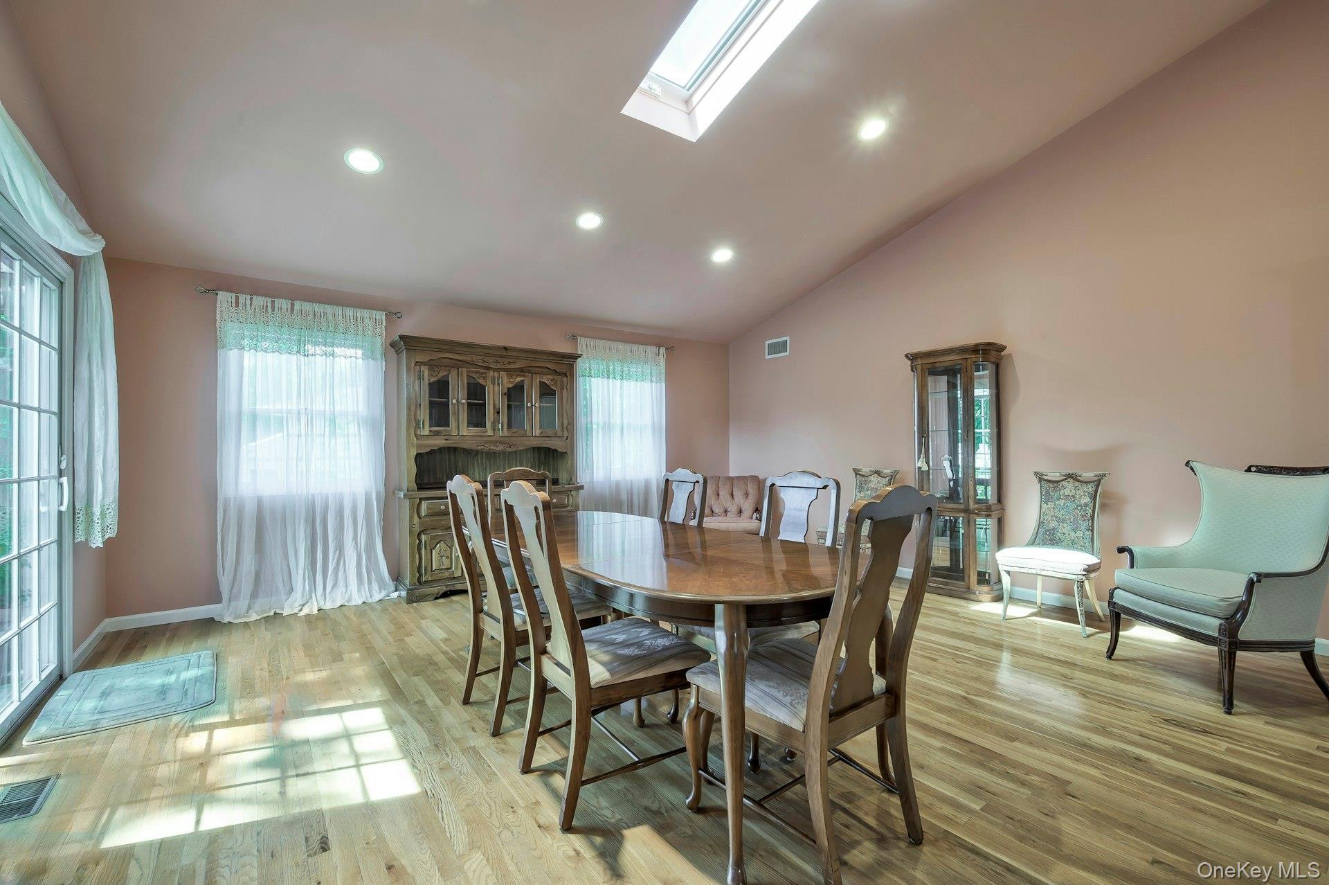 Single Family Hill Suffolk County, NY 11787, MLS-910728-20