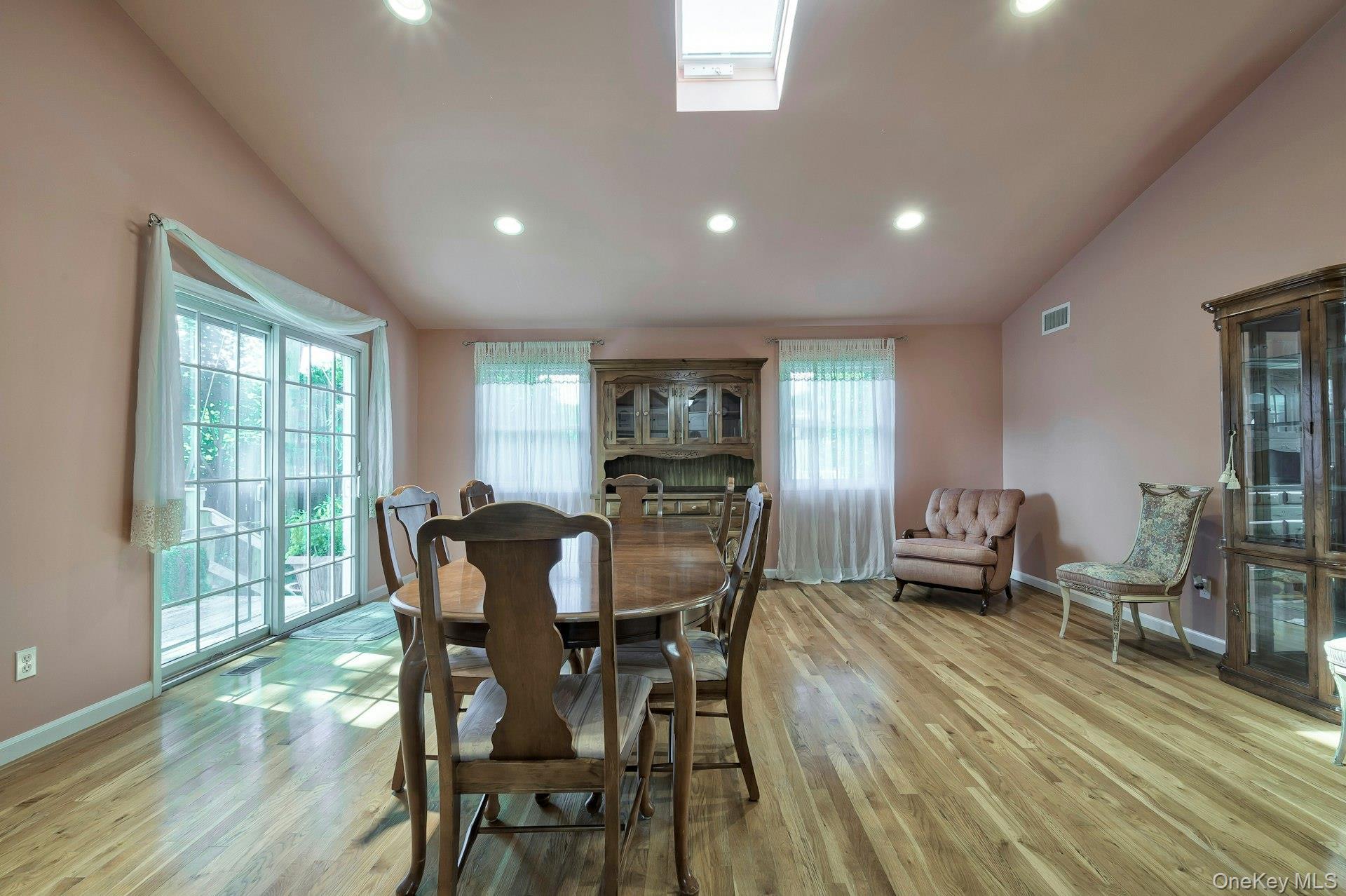 Single Family Hill Suffolk County, NY 11787, MLS-910728-21