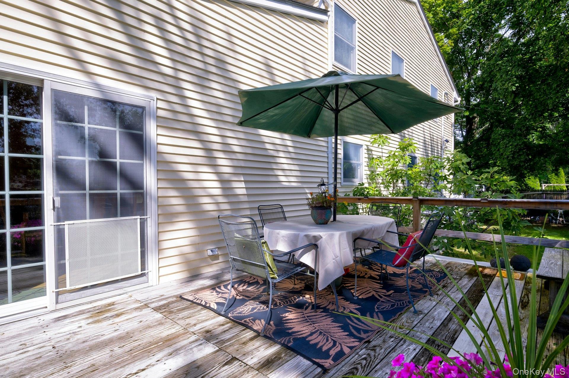 Single Family Hill Suffolk County, NY 11787, MLS-910728-28