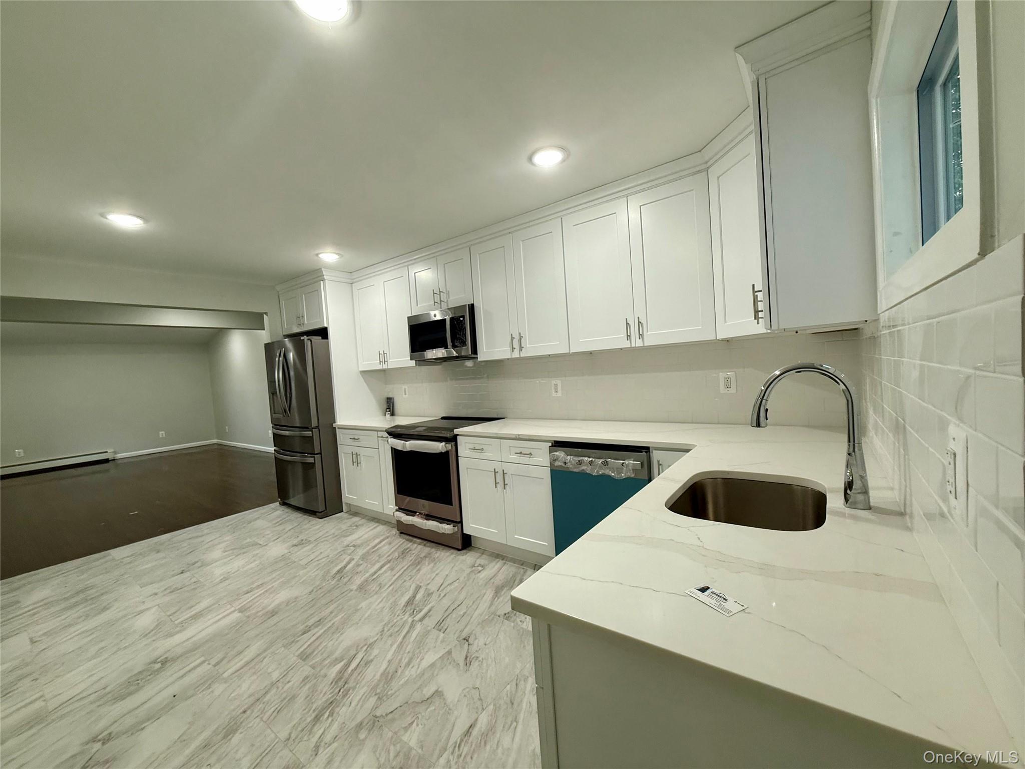 Single Family Holt Suffolk County, NY 11701, MLS-910730-24