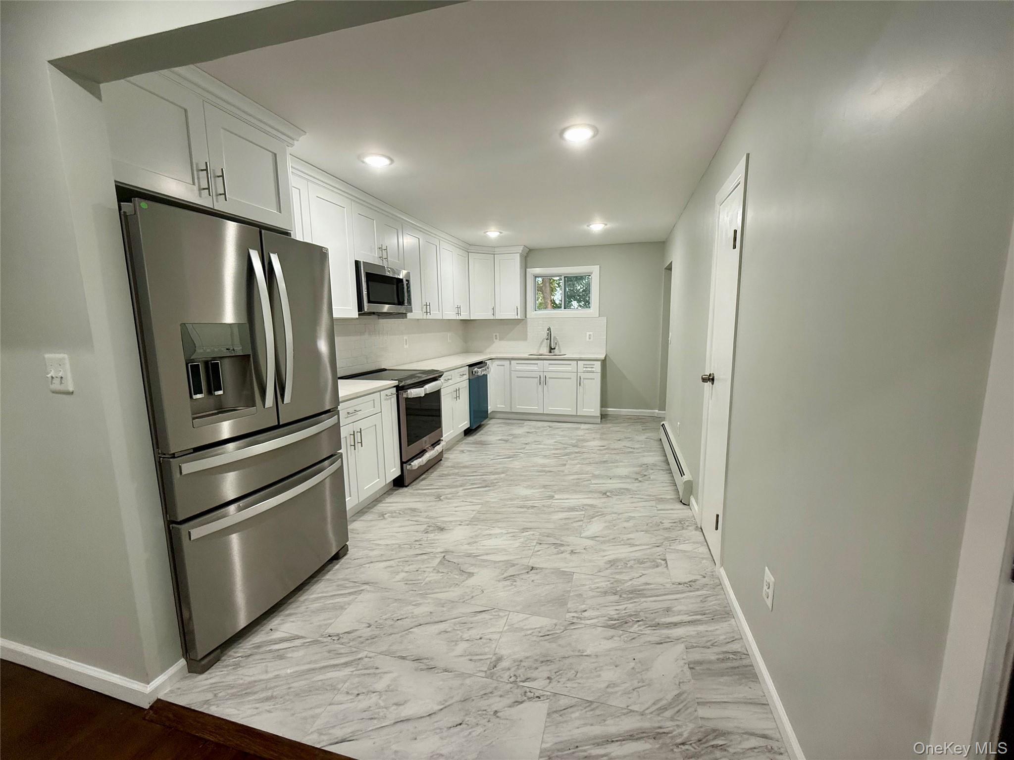 Single Family Holt Suffolk County, NY 11701, MLS-910730-25