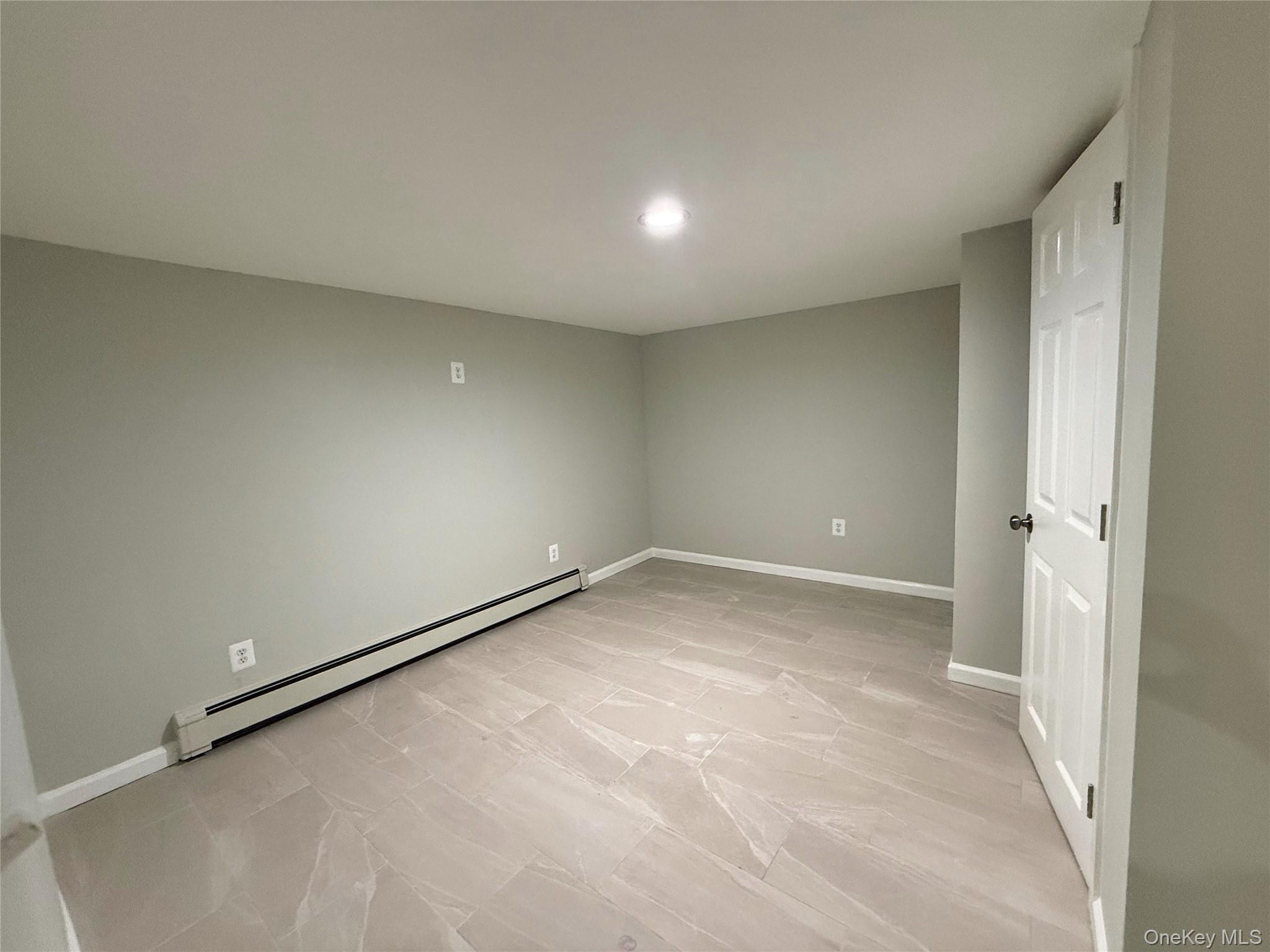 Single Family Holt Suffolk County, NY 11701, MLS-910730-38