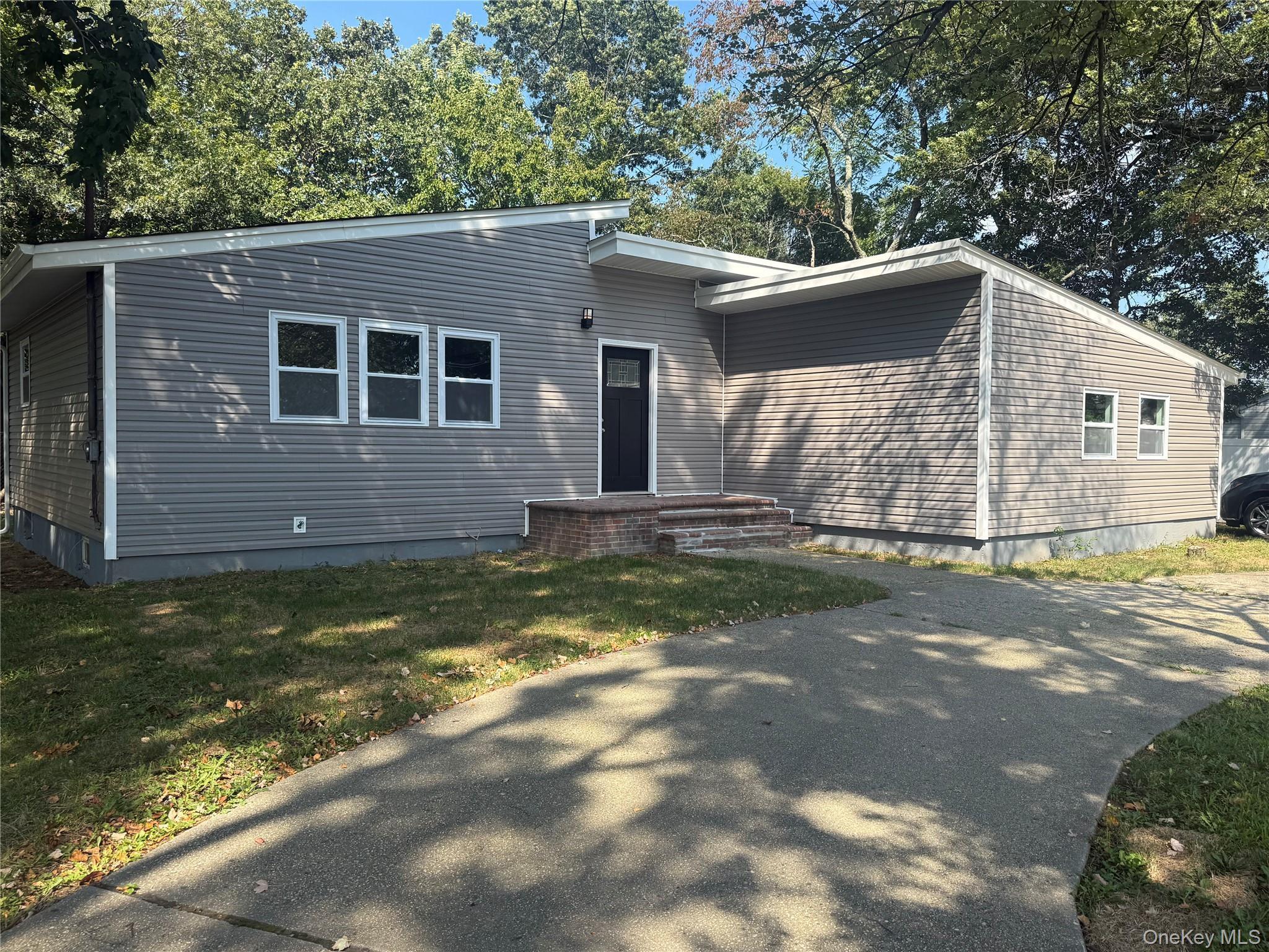 Single Family Holt Suffolk County, NY 11701, MLS-910730-44