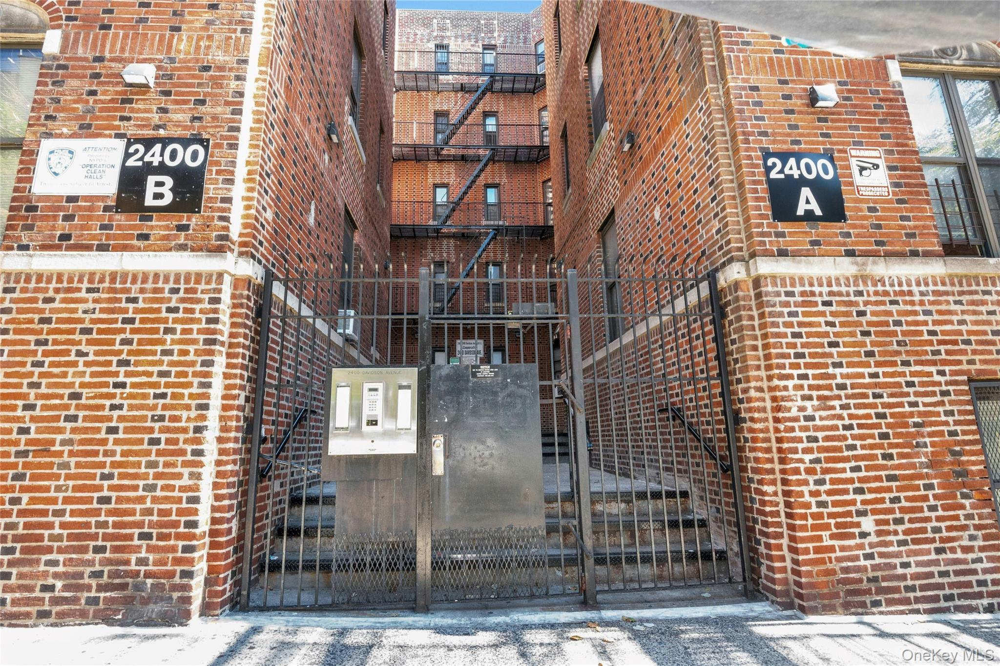 Commercial Lease Davidson  Bronx, NY 10468, MLS-910732-16