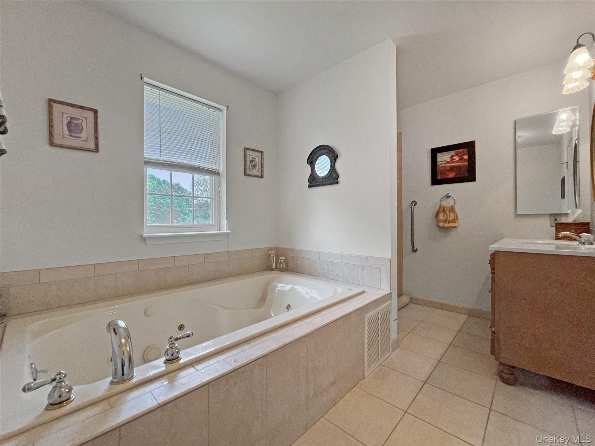 Single Family Alder  Dutchess County, NY 12590, MLS-910735-25