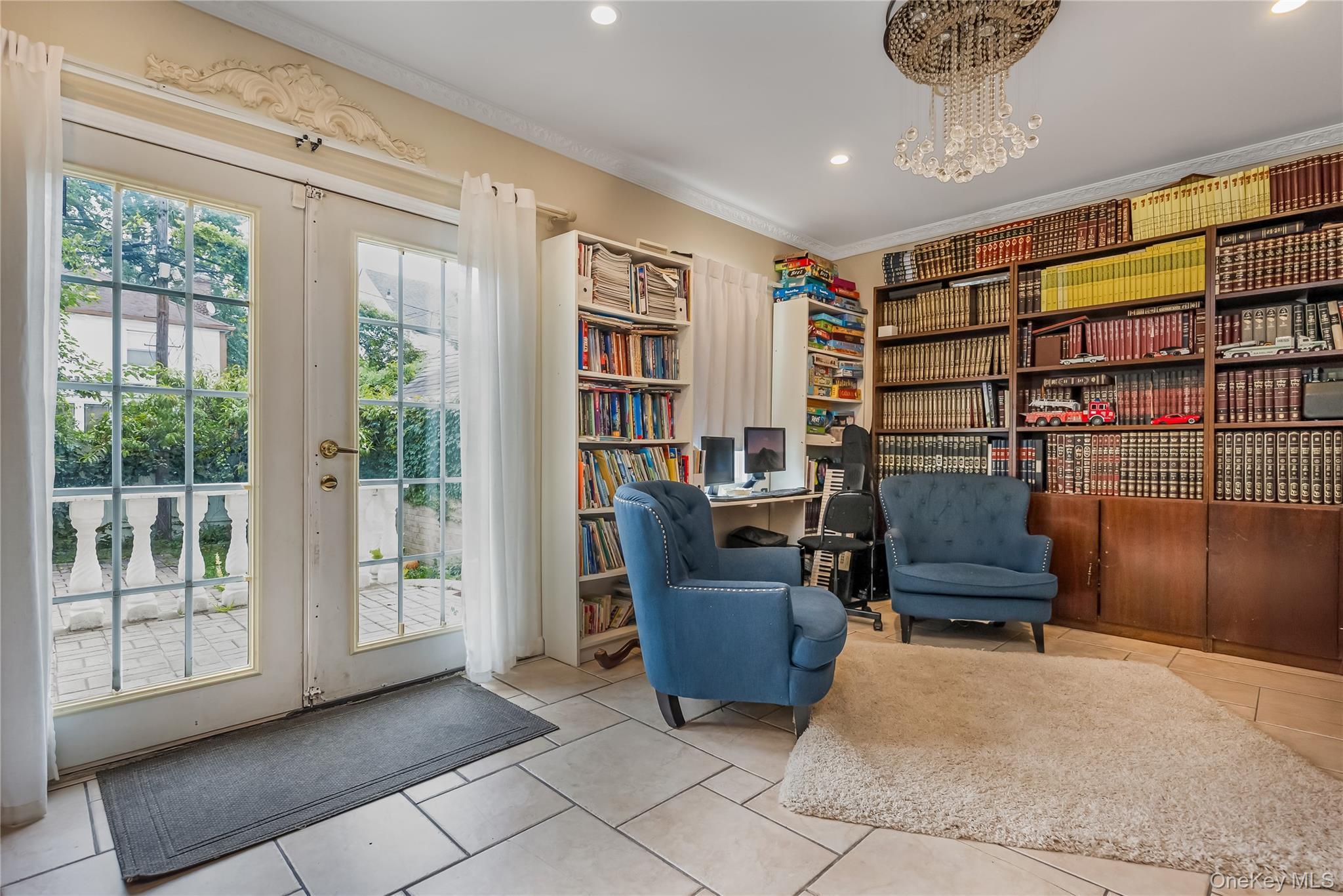 Single Family 175  Queens, NY 11366, MLS-910740-10