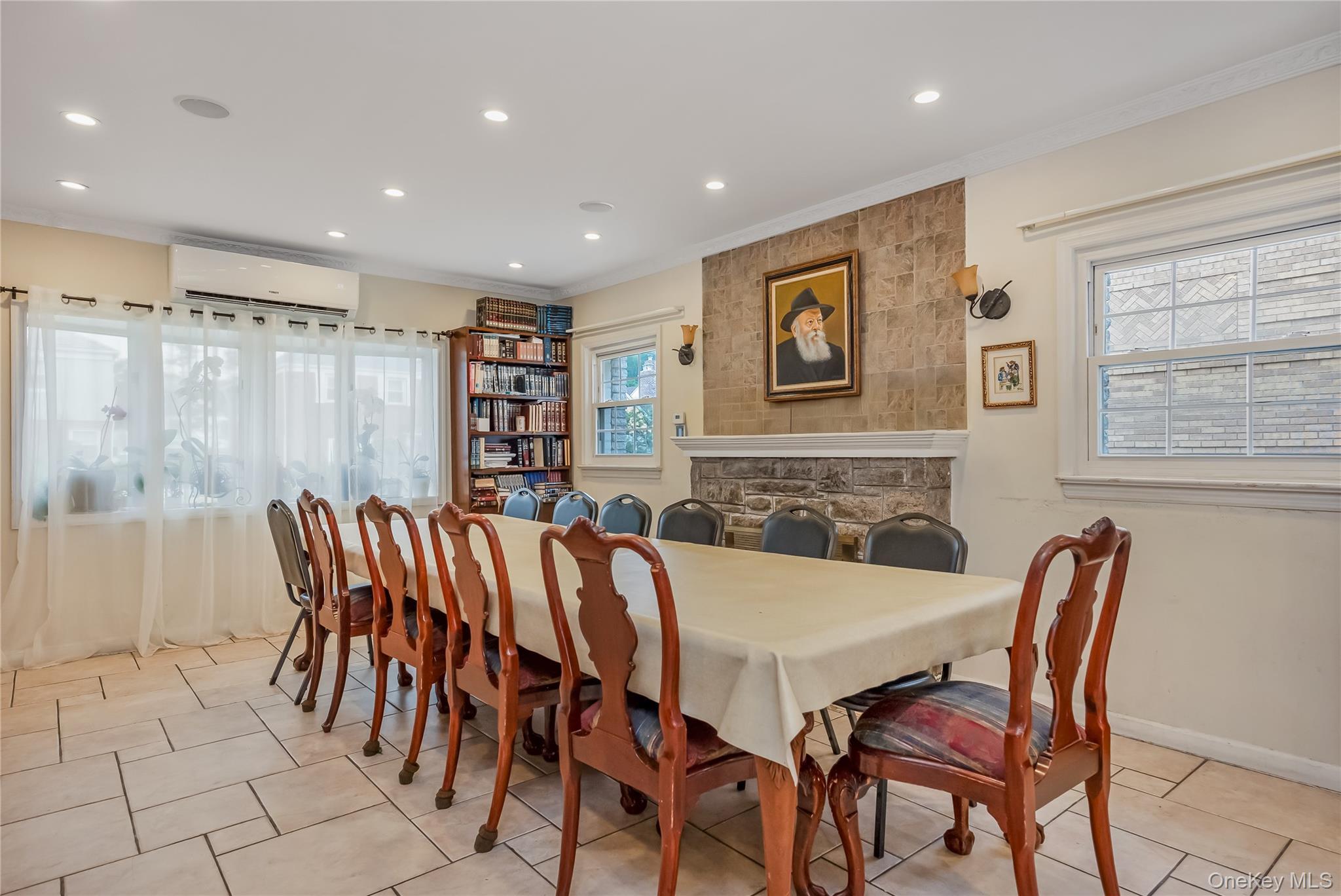 Single Family 175  Queens, NY 11366, MLS-910740-3