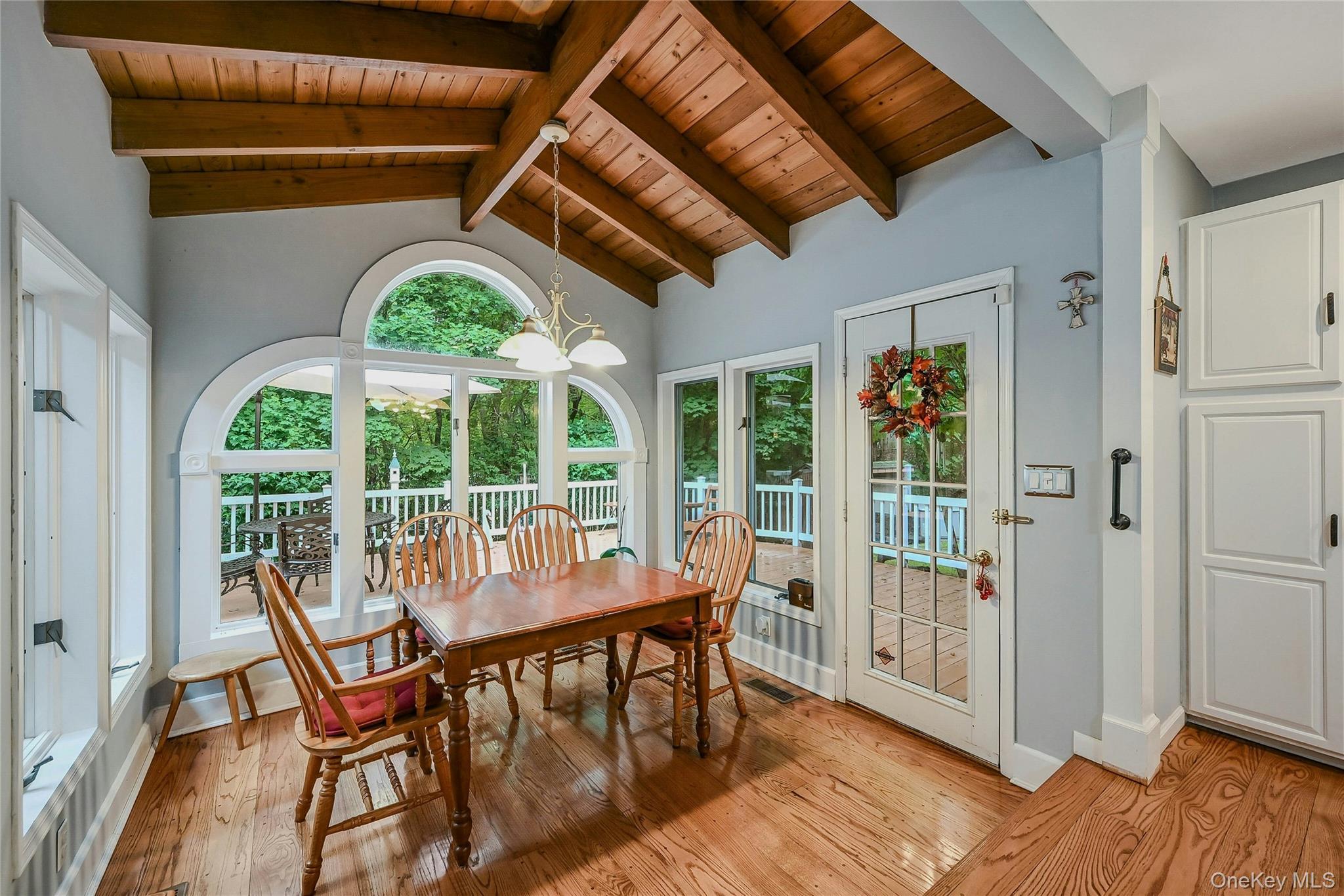 Single Family Hillcrest  Suffolk County, NY 11777, MLS-910786-10