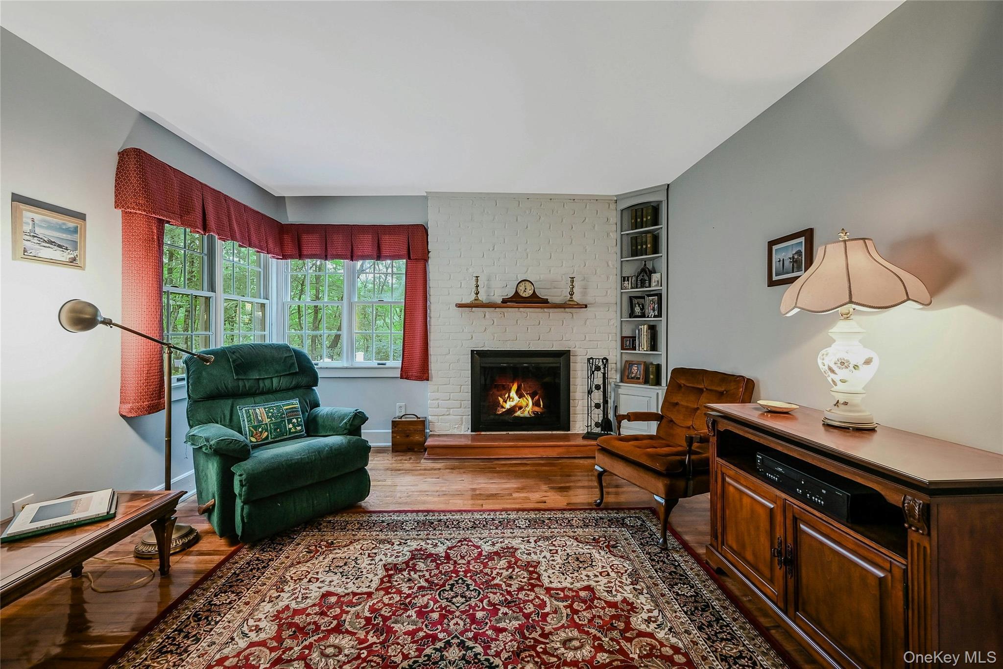 Single Family Hillcrest  Suffolk County, NY 11777, MLS-910786-15