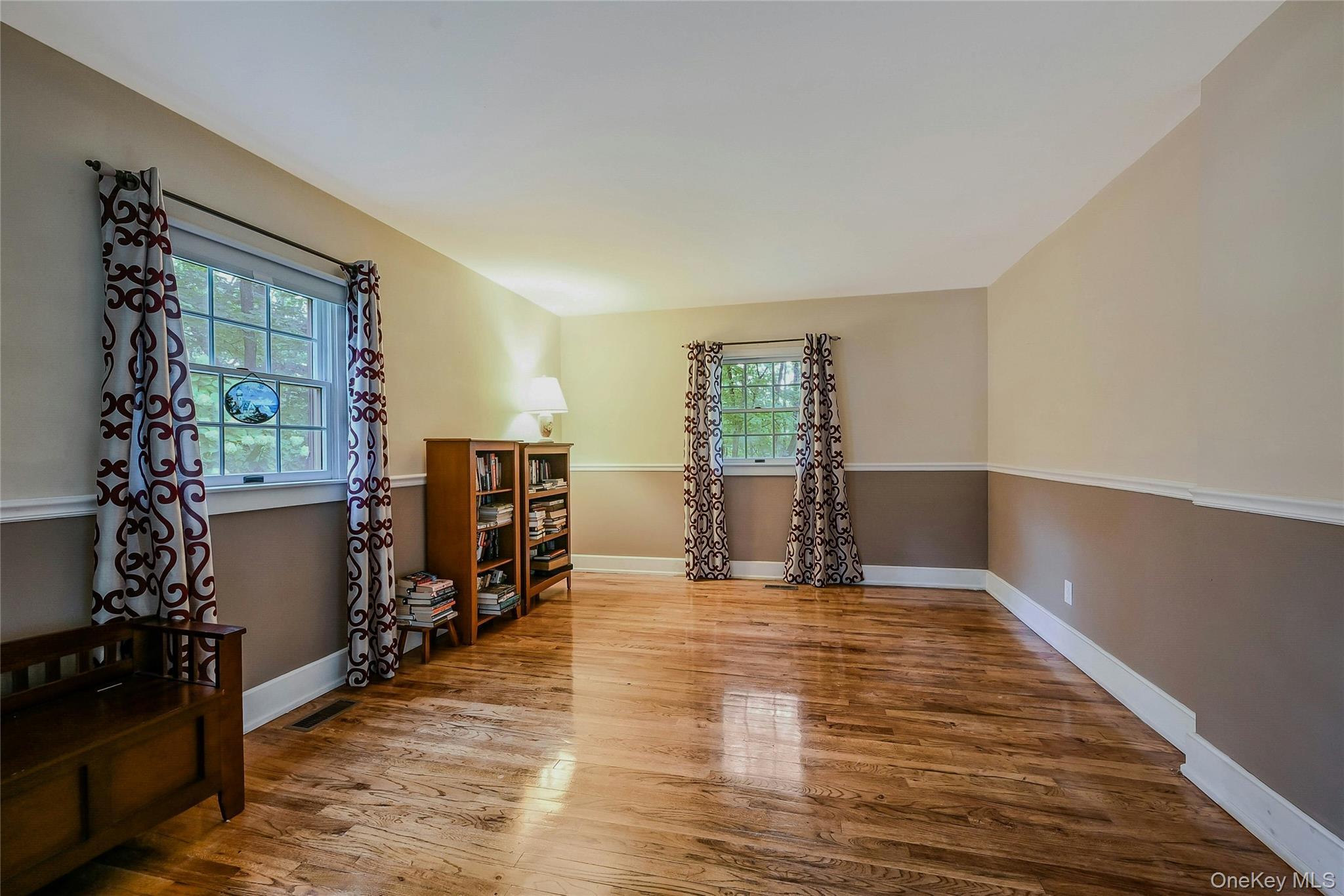 Single Family Hillcrest  Suffolk County, NY 11777, MLS-910786-16