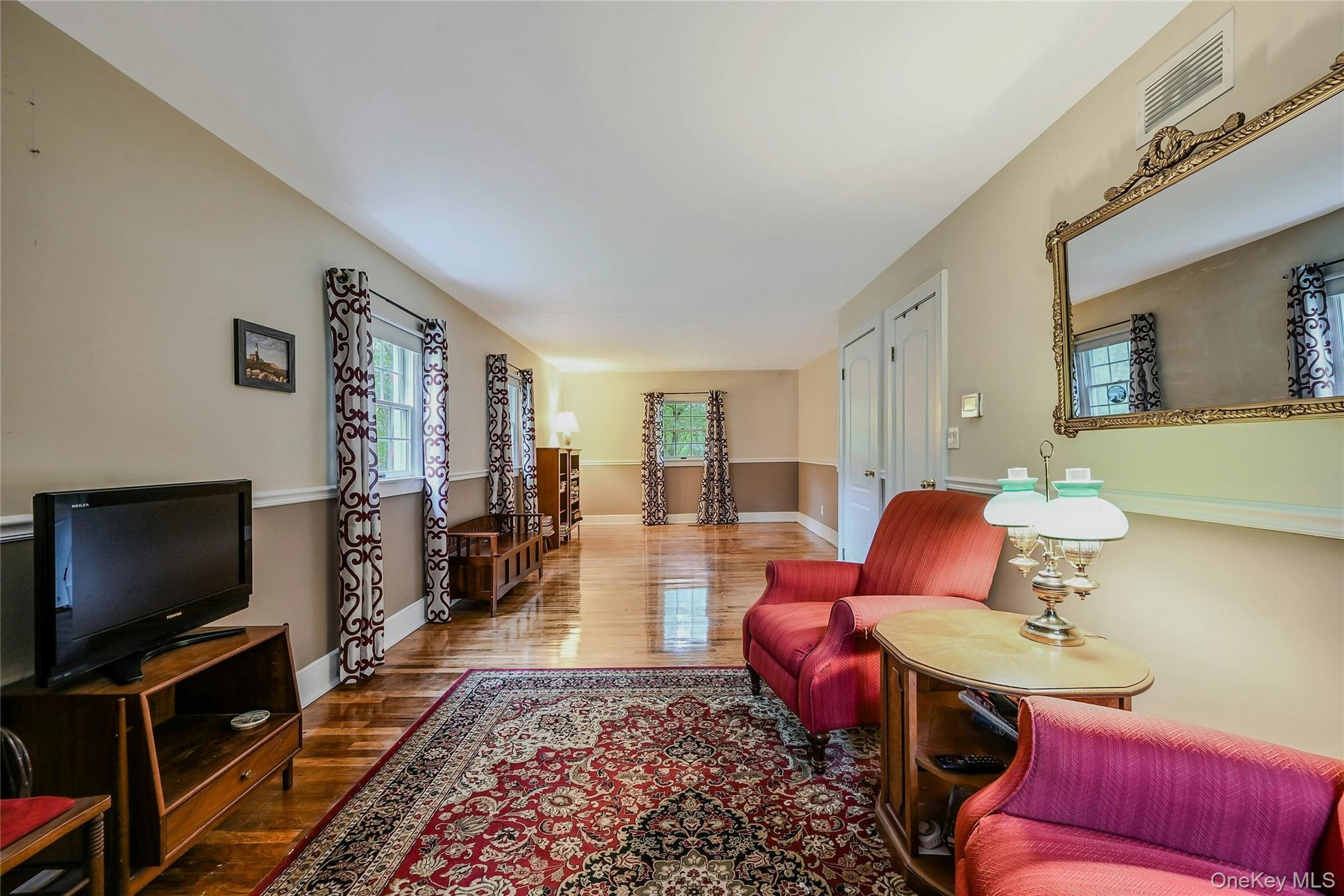 Single Family Hillcrest  Suffolk County, NY 11777, MLS-910786-17