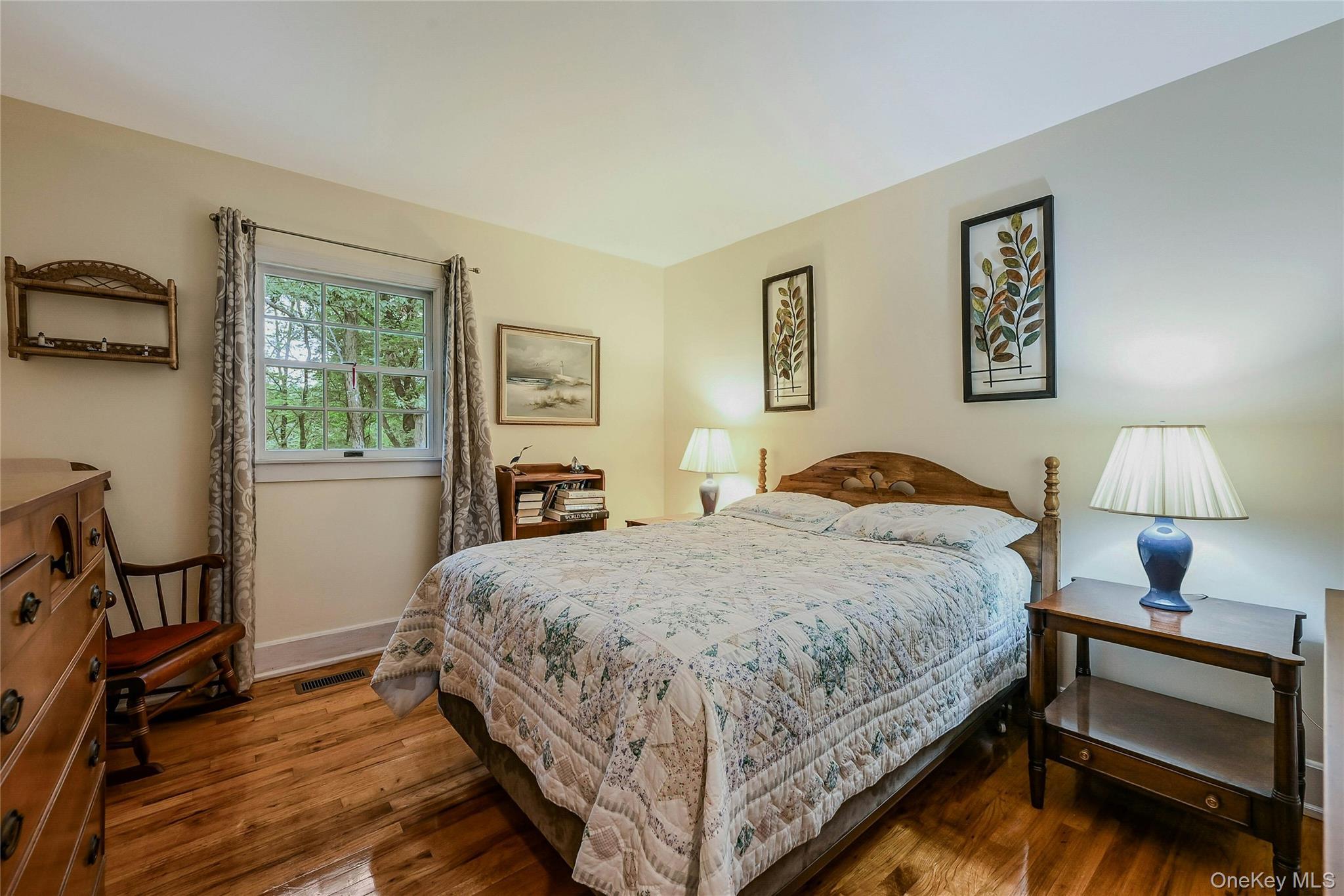 Single Family Hillcrest  Suffolk County, NY 11777, MLS-910786-22