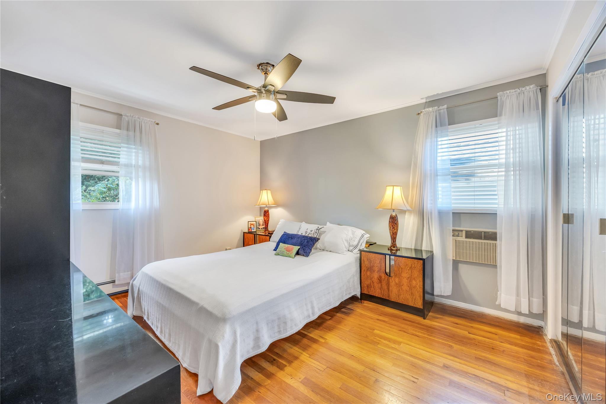 Single Family Layton  Nassau County, NY 11801, MLS-910793-10