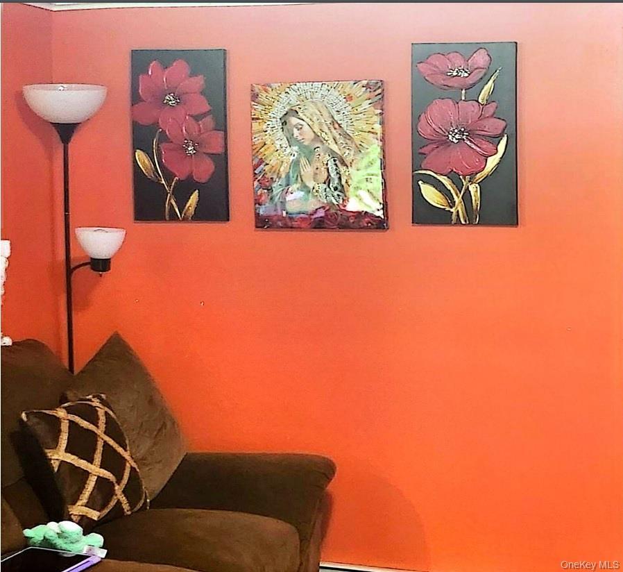 Single Family Bedford  Suffolk County, NY 11749, MLS-910809-4