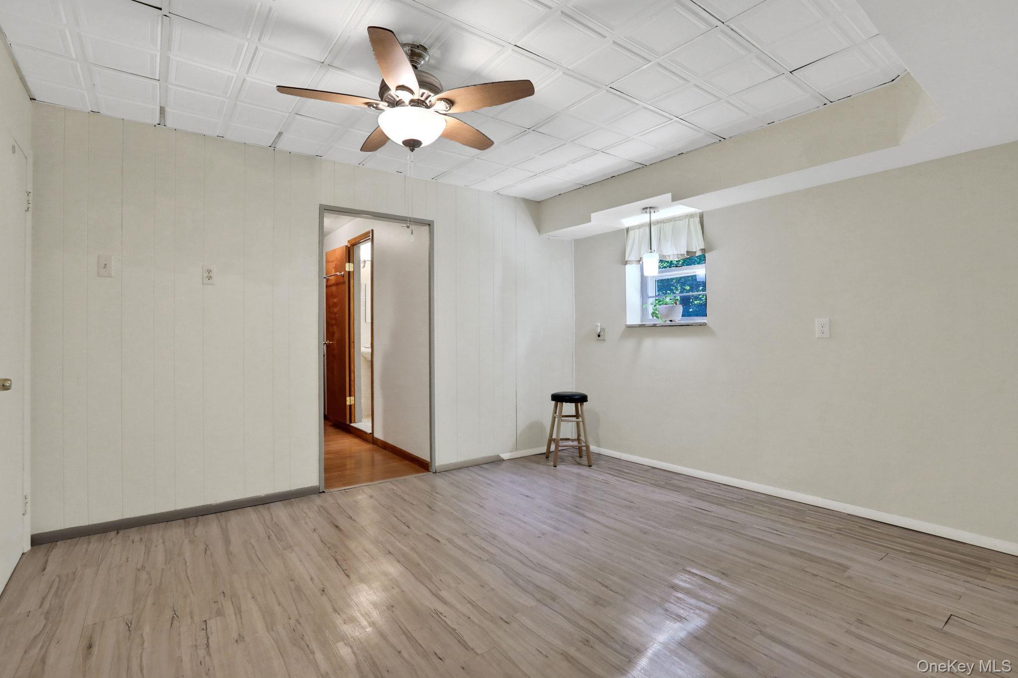 Single Family Chestnut  Orange County, NY 12553, MLS-910822-41