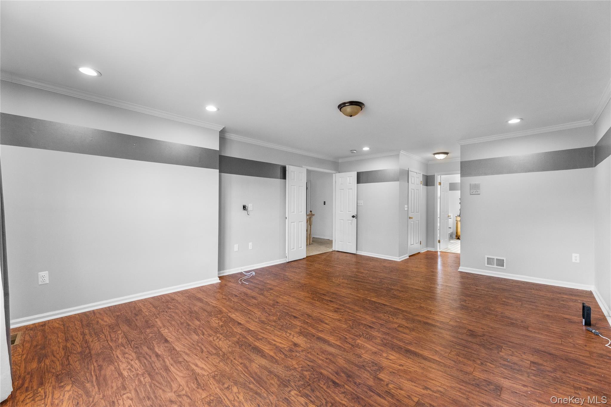 Single Family Wendy  Out Of Area, NY 08527, MLS-910823-17