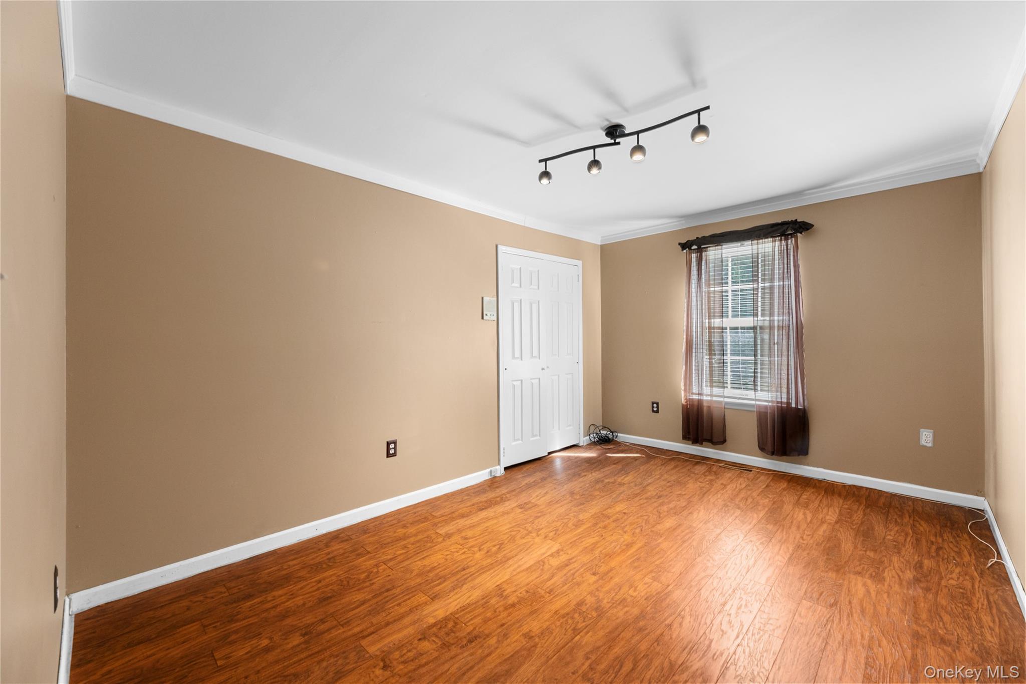 Single Family Wendy  Out Of Area, NY 08527, MLS-910823-22