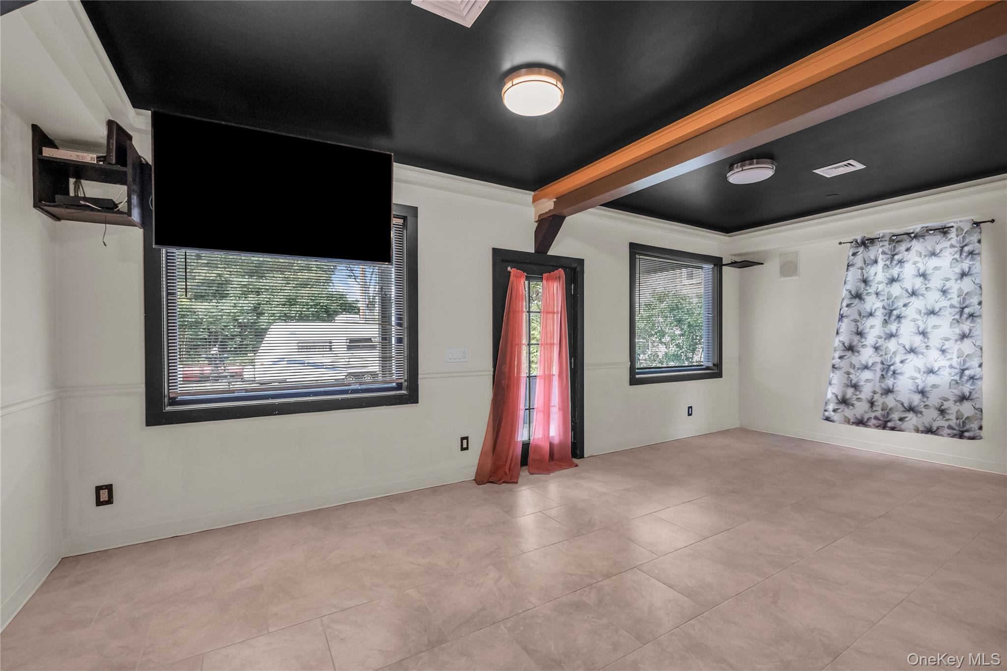 Single Family Flanders Suffolk County, NY 11901, MLS-910832-10