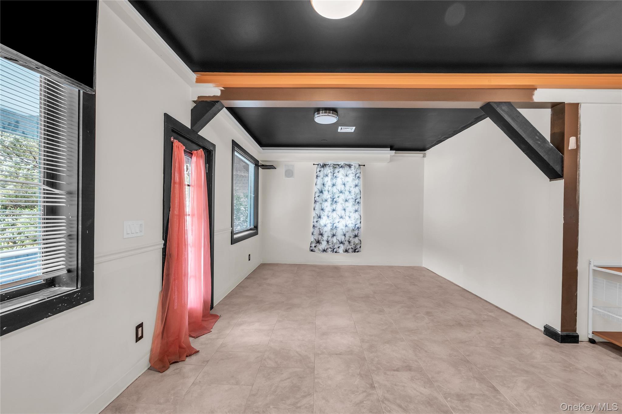 Single Family Flanders Suffolk County, NY 11901, MLS-910832-11