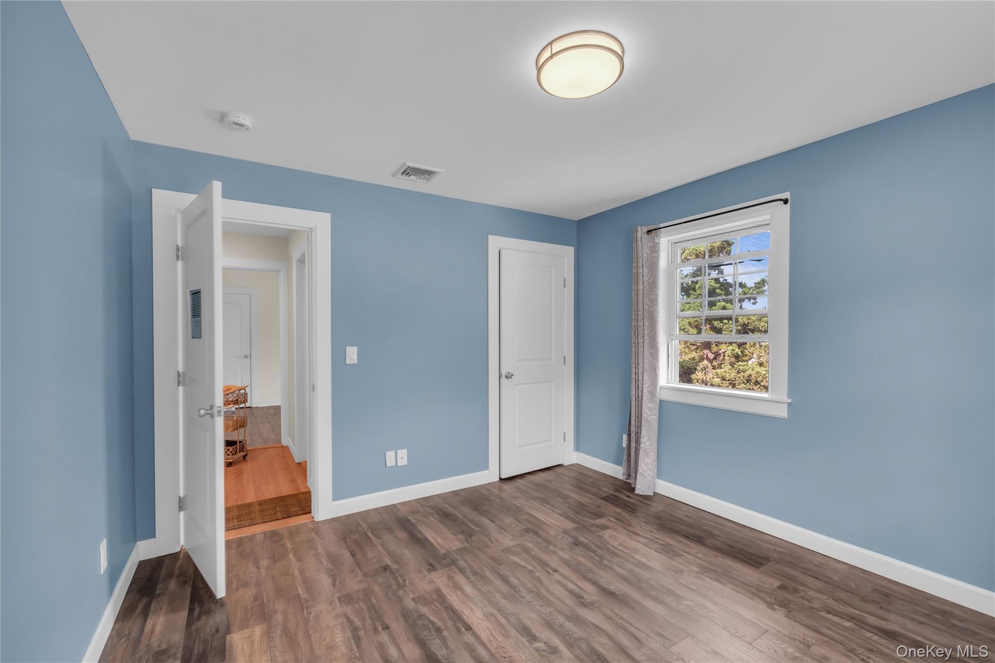 Single Family Flanders Suffolk County, NY 11901, MLS-910832-30